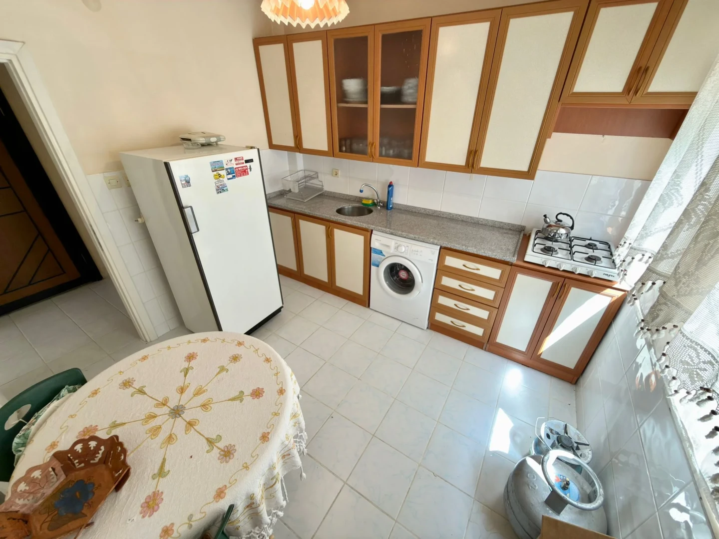 YÜKSELDEN ALTINKUM ARAKAT ÖN CEPHE AYRI MUTFAK SATILIK 2+1 DAİRE