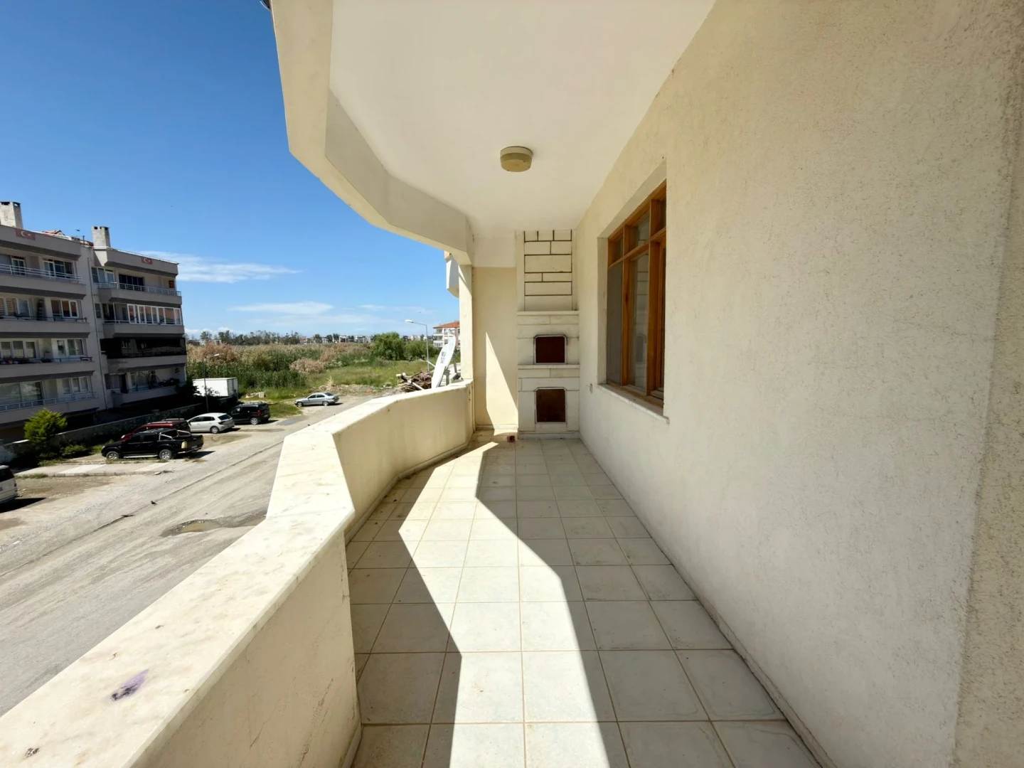 YÜKSELDEN ALTINKUM ARAKAT ÖN CEPHE AYRI MUTFAK SATILIK 2+1 DAİRE