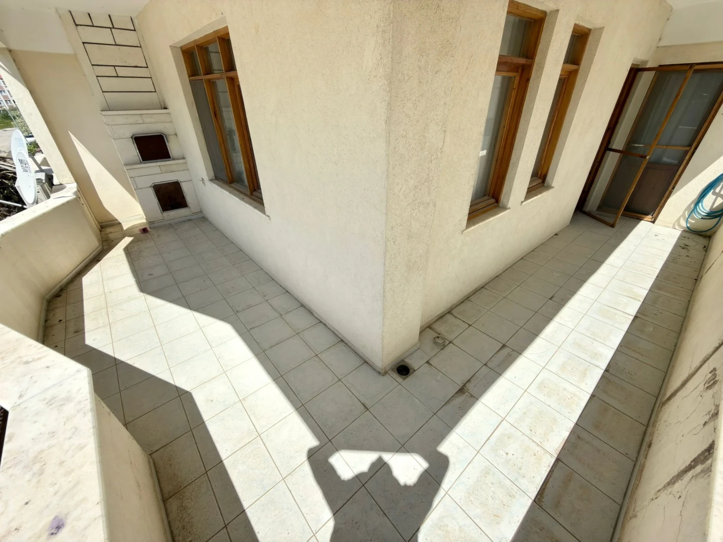YÜKSELDEN ALTINKUM ARAKAT ÖN CEPHE AYRI MUTFAK SATILIK 2+1 DAİRE