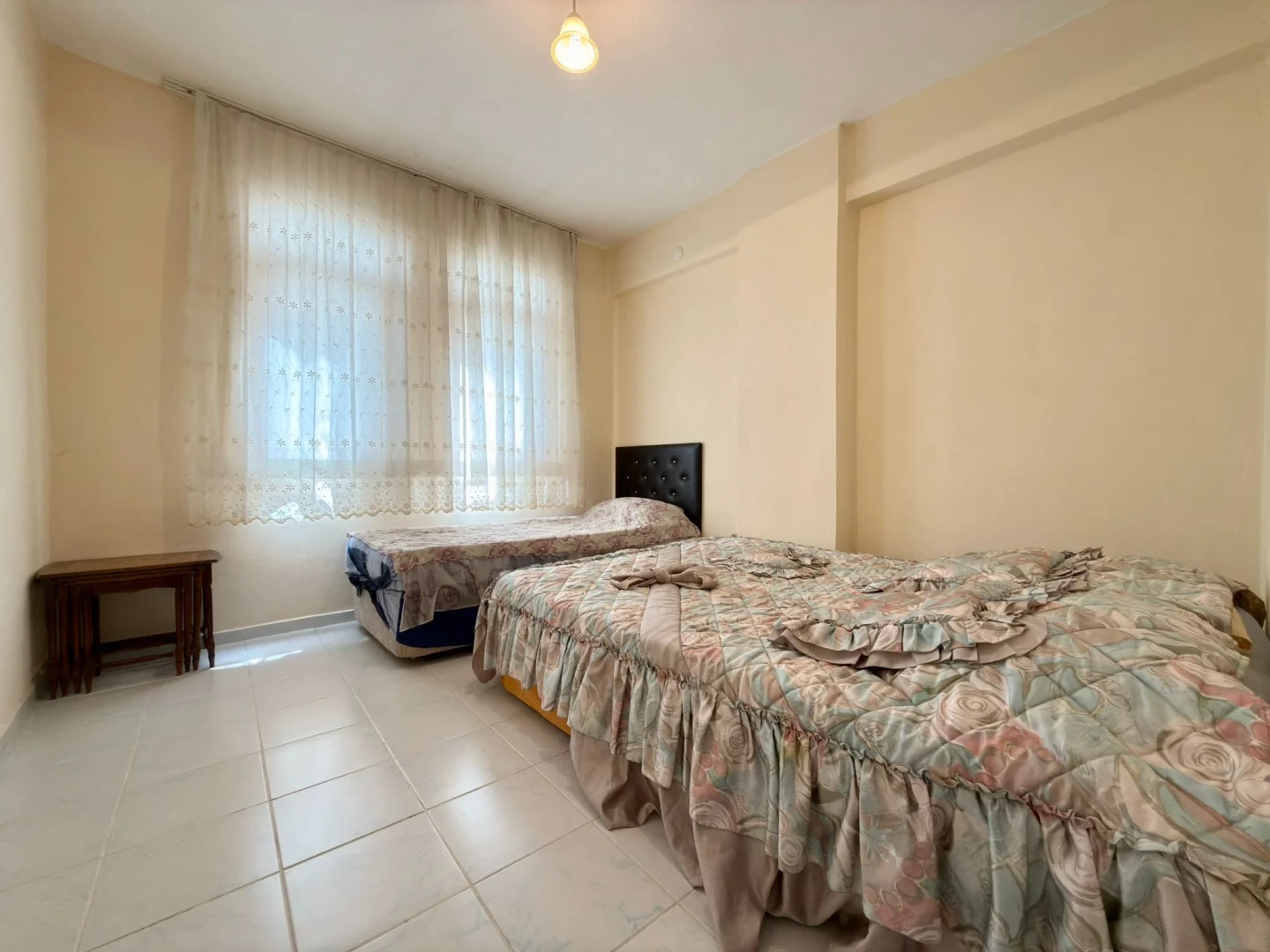 YÜKSELDEN ALTINKUM ARAKAT ÖN CEPHE AYRI MUTFAK SATILIK 2+1 DAİRE