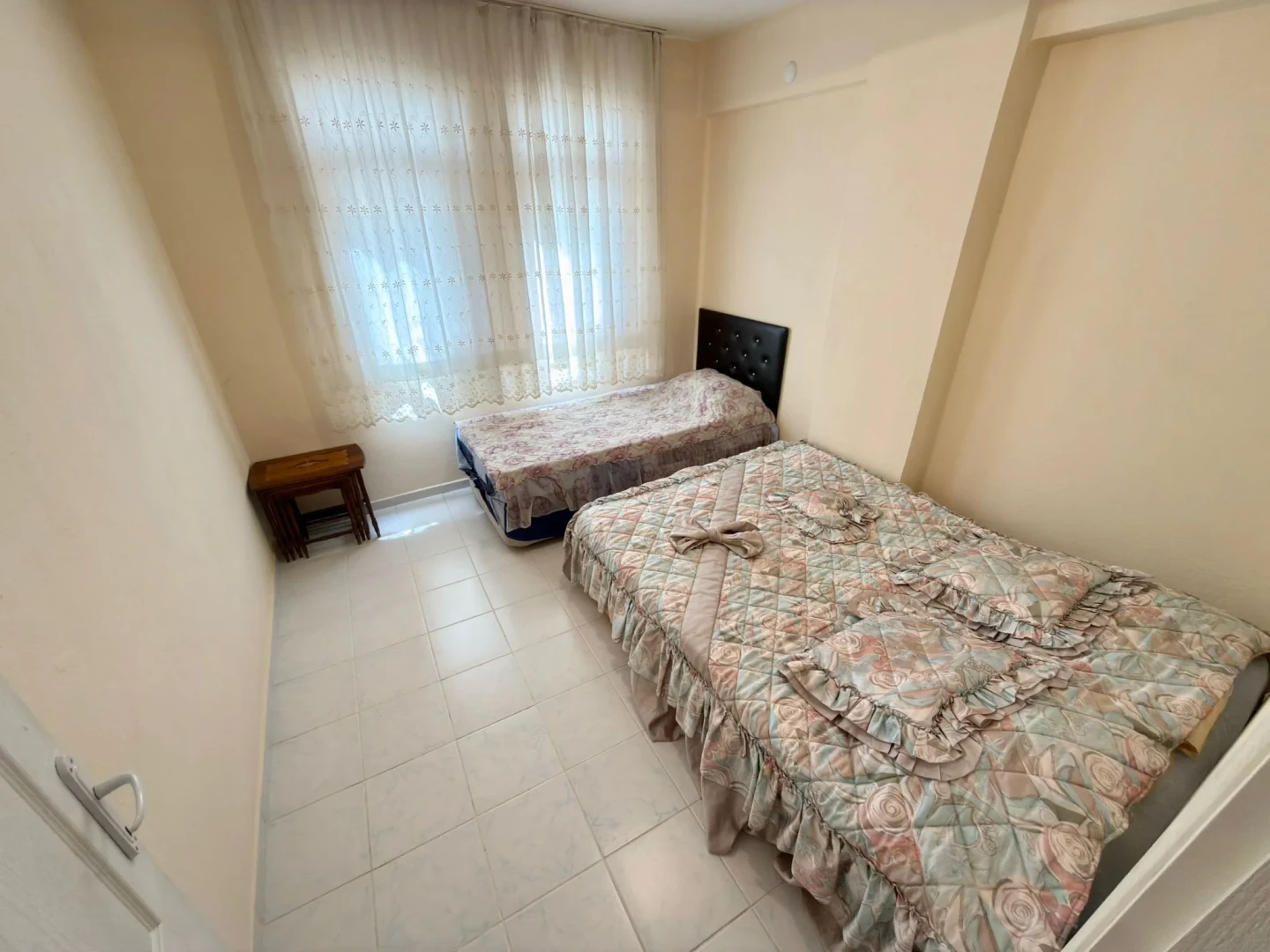YÜKSELDEN ALTINKUM ARAKAT ÖN CEPHE AYRI MUTFAK SATILIK 2+1 DAİRE
