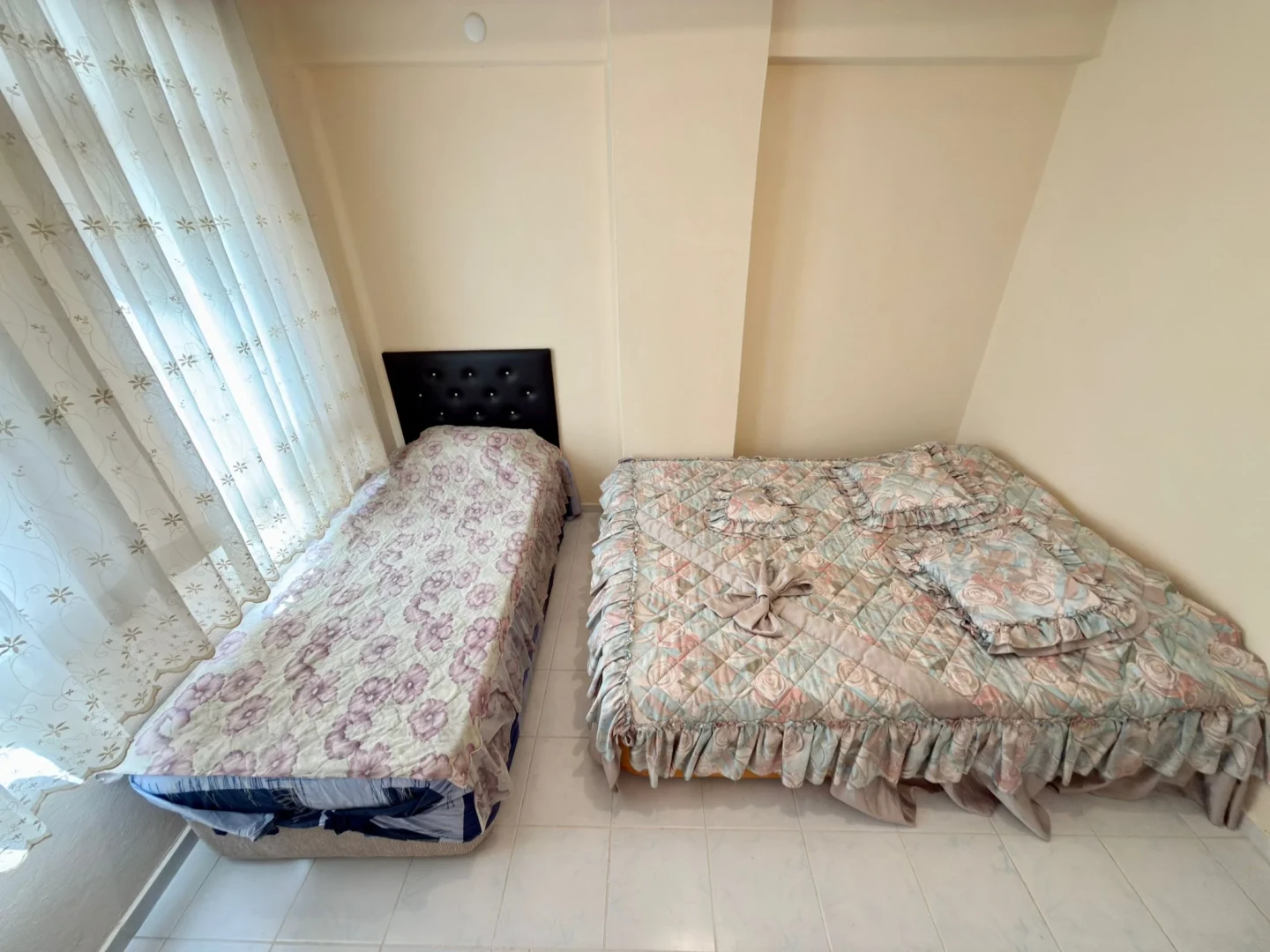 YÜKSELDEN ALTINKUM ARAKAT ÖN CEPHE AYRI MUTFAK SATILIK 2+1 DAİRE