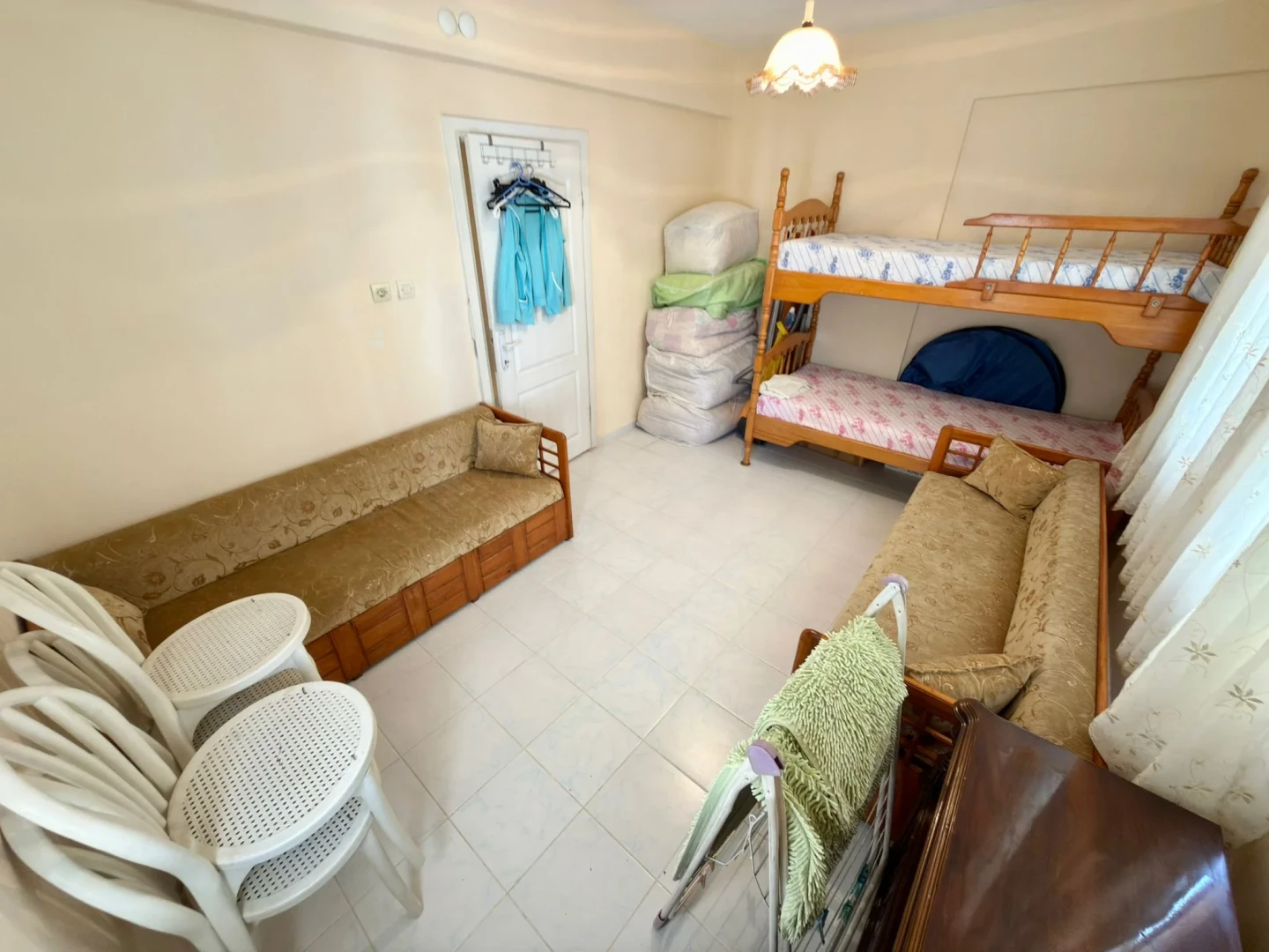 YÜKSELDEN ALTINKUM ARAKAT ÖN CEPHE AYRI MUTFAK SATILIK 2+1 DAİRE