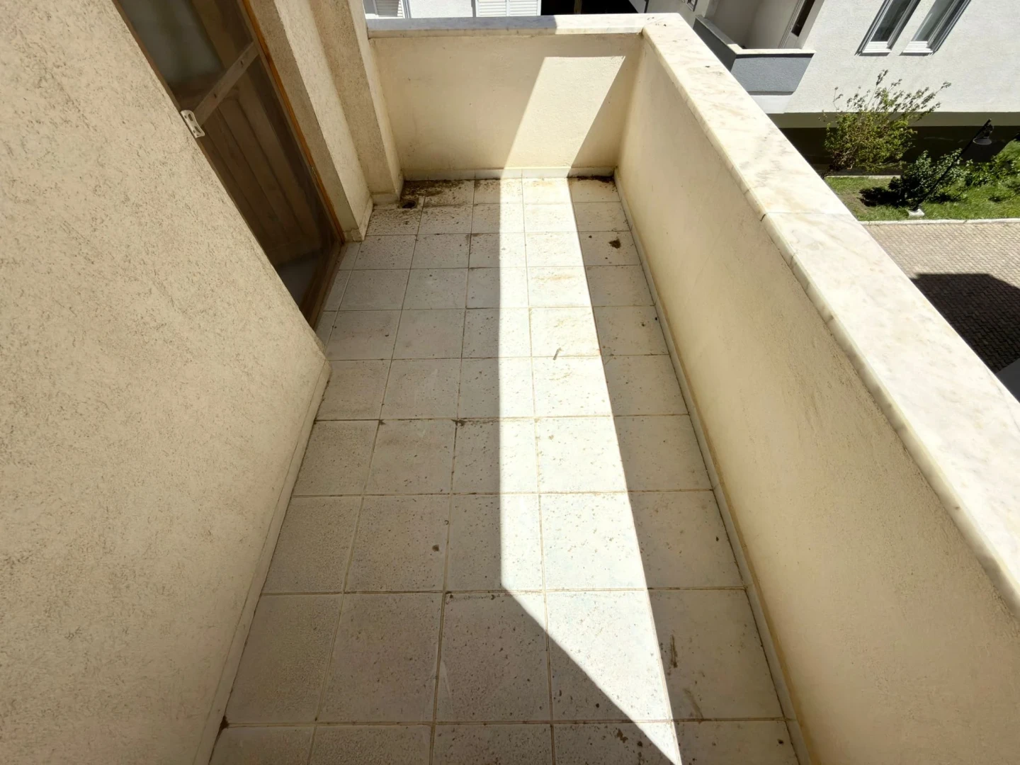 YÜKSELDEN ALTINKUM ARAKAT ÖN CEPHE AYRI MUTFAK SATILIK 2+1 DAİRE