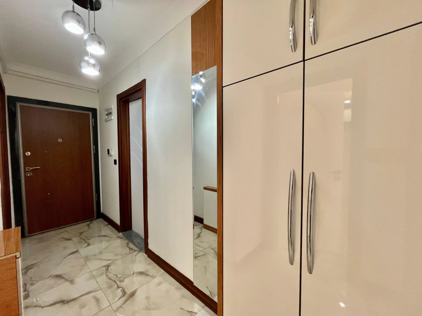 ▓YÜKSEL'DEN İKİZÇAY'DA DENİZE 200m SİTE İÇİNDE HAVUZLU 2+1 DAİRE