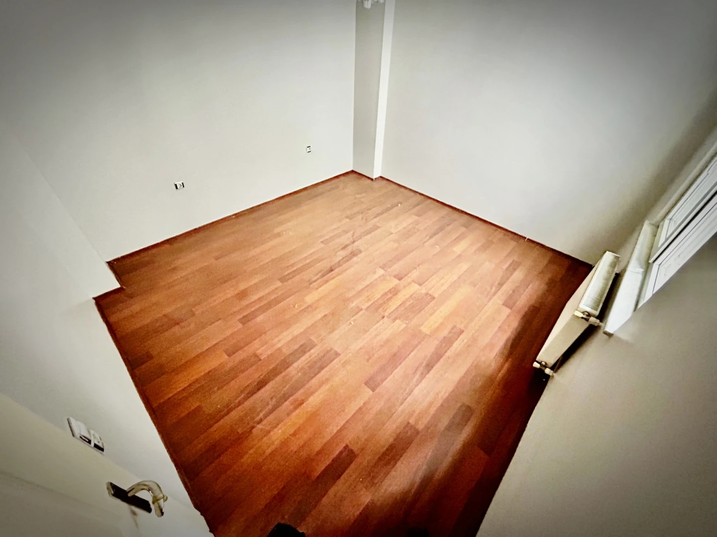 YÜKSEL'DEN CENNETAYAĞIN'DA 3+1 SSK MEVKİİNDE ARAKAT SATILIK DAİRE