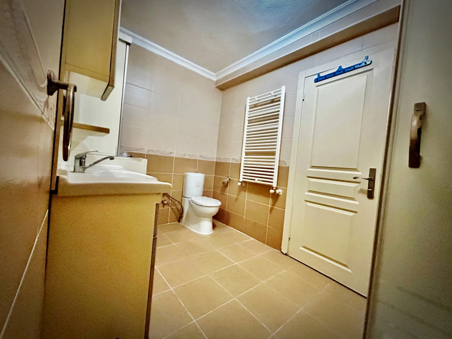 YÜKSEL'DEN CENNETAYAĞIN'DA 3+1 SSK MEVKİİNDE ARAKAT SATILIK DAİRE