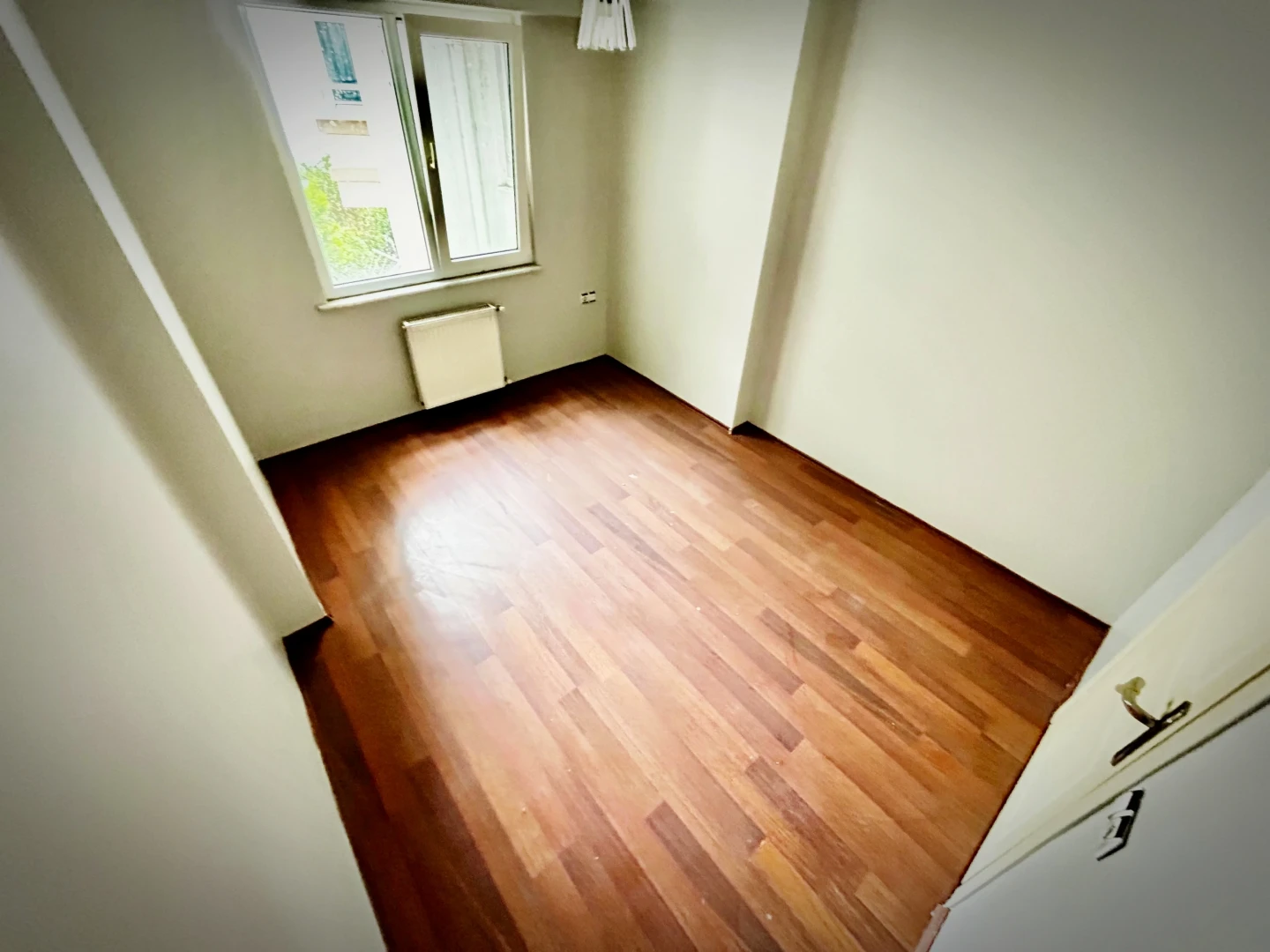 YÜKSEL'DEN CENNETAYAĞIN'DA 3+1 SSK MEVKİİNDE ARAKAT SATILIK DAİRE