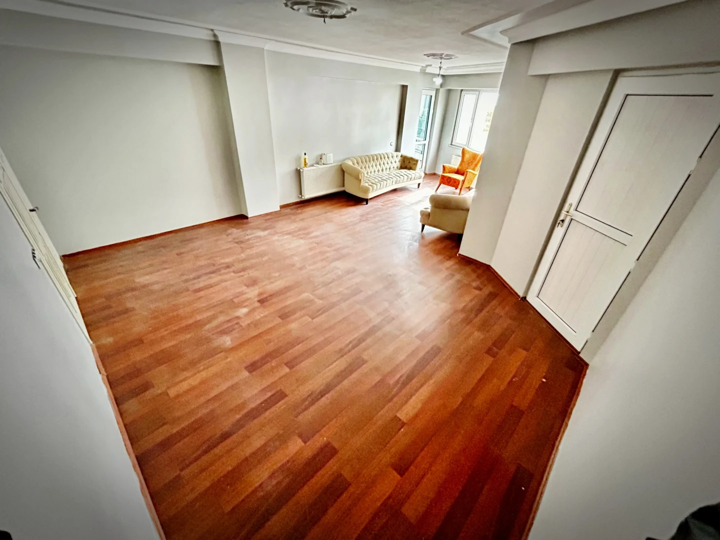 YÜKSEL'DEN CENNETAYAĞIN'DA 3+1 SSK MEVKİİNDE ARAKAT SATILIK DAİRE