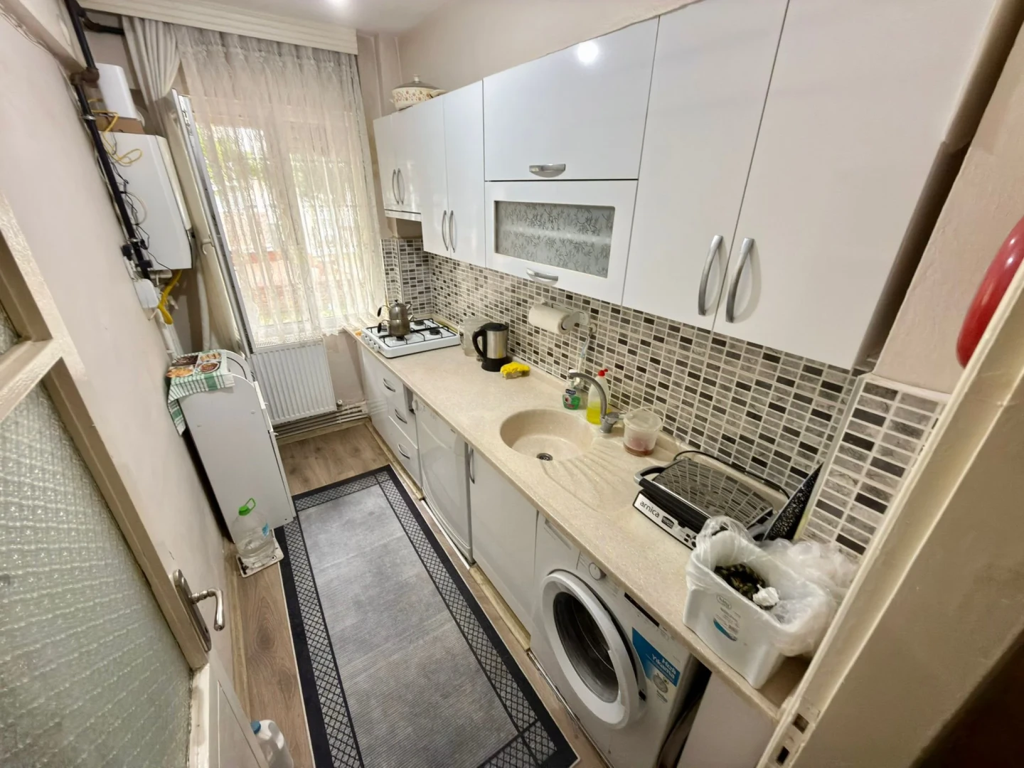 YETKİLİ YÜKSELDEN EDREMİT MERKEZDE AYRI MUTFAK 2+1 SATILIK DAİRE