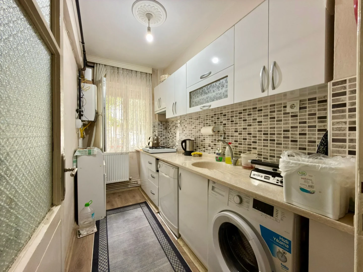 YETKİLİ YÜKSELDEN EDREMİT MERKEZDE AYRI MUTFAK 2+1 SATILIK DAİRE
