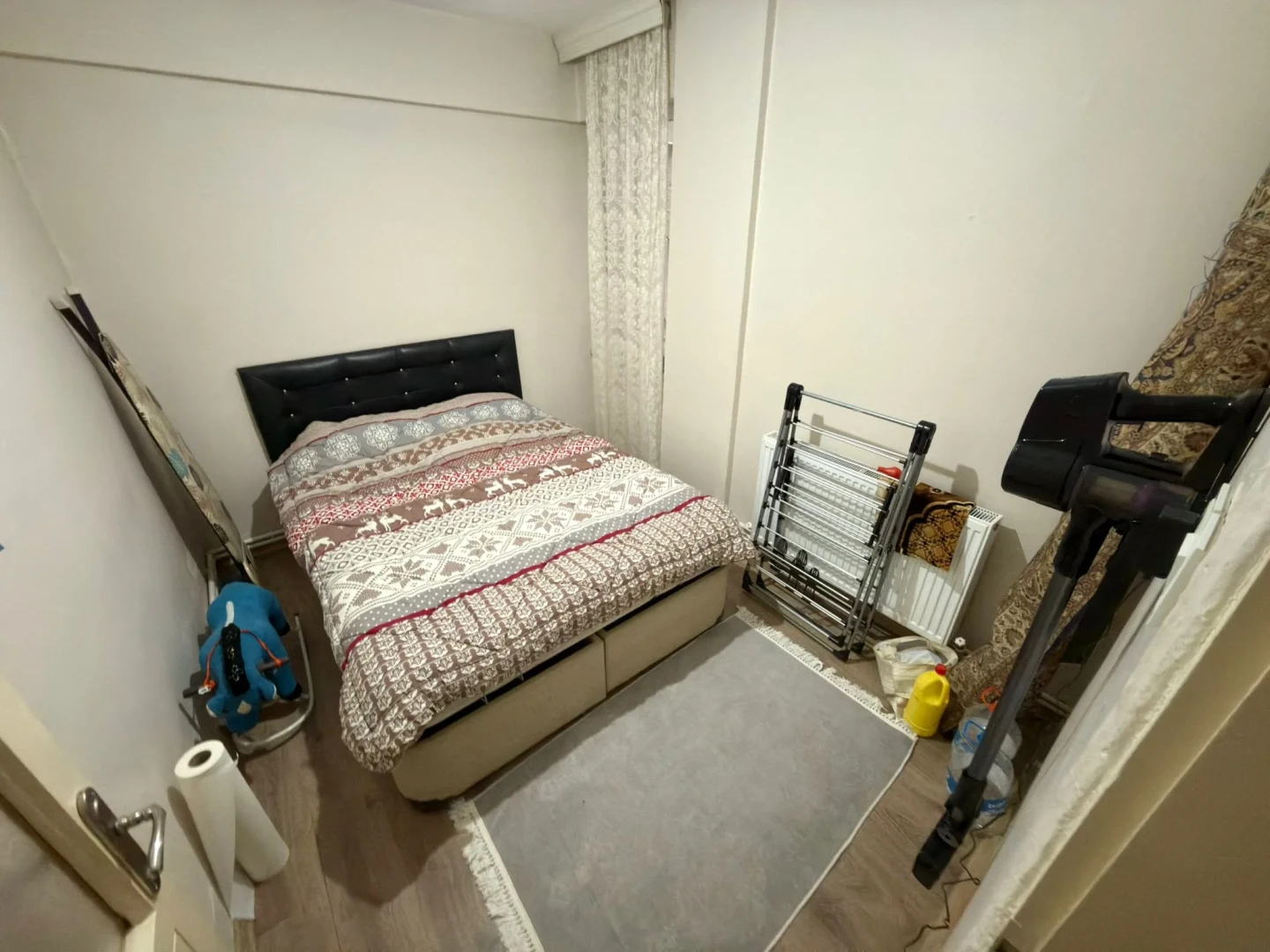 YETKİLİ YÜKSELDEN EDREMİT MERKEZDE AYRI MUTFAK 2+1 SATILIK DAİRE