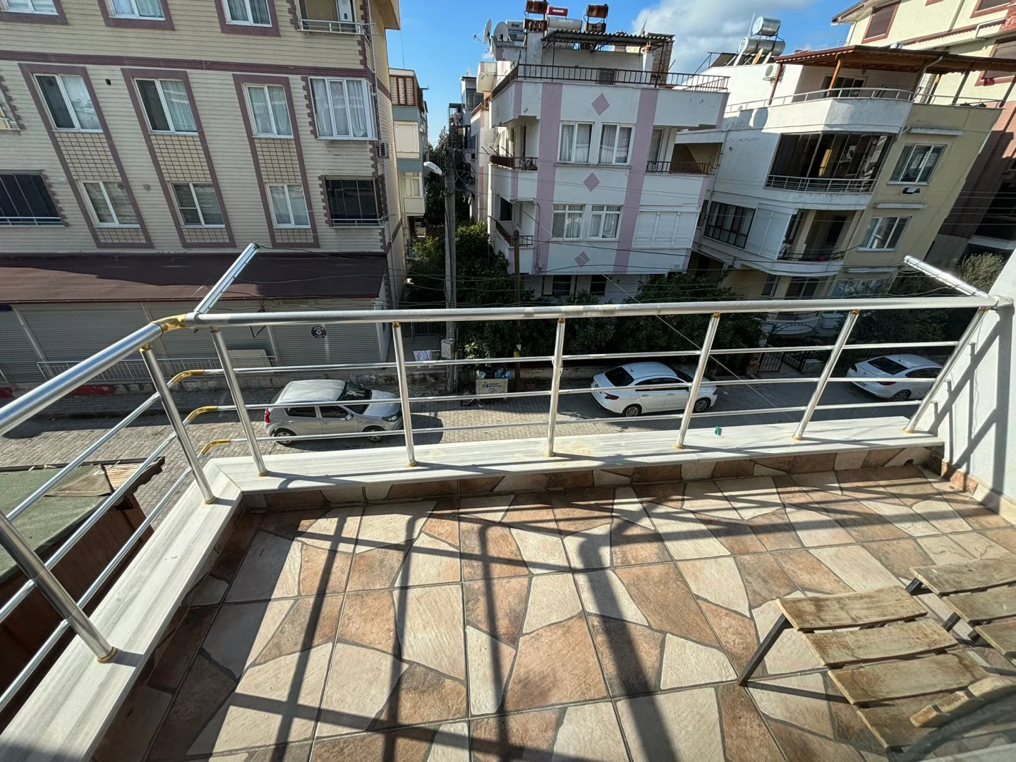 YÜKSEL'DEN FIRSAT DENİZE 50MT GİYİNME ODALI FUL EŞYALI 4+1DUBLEX