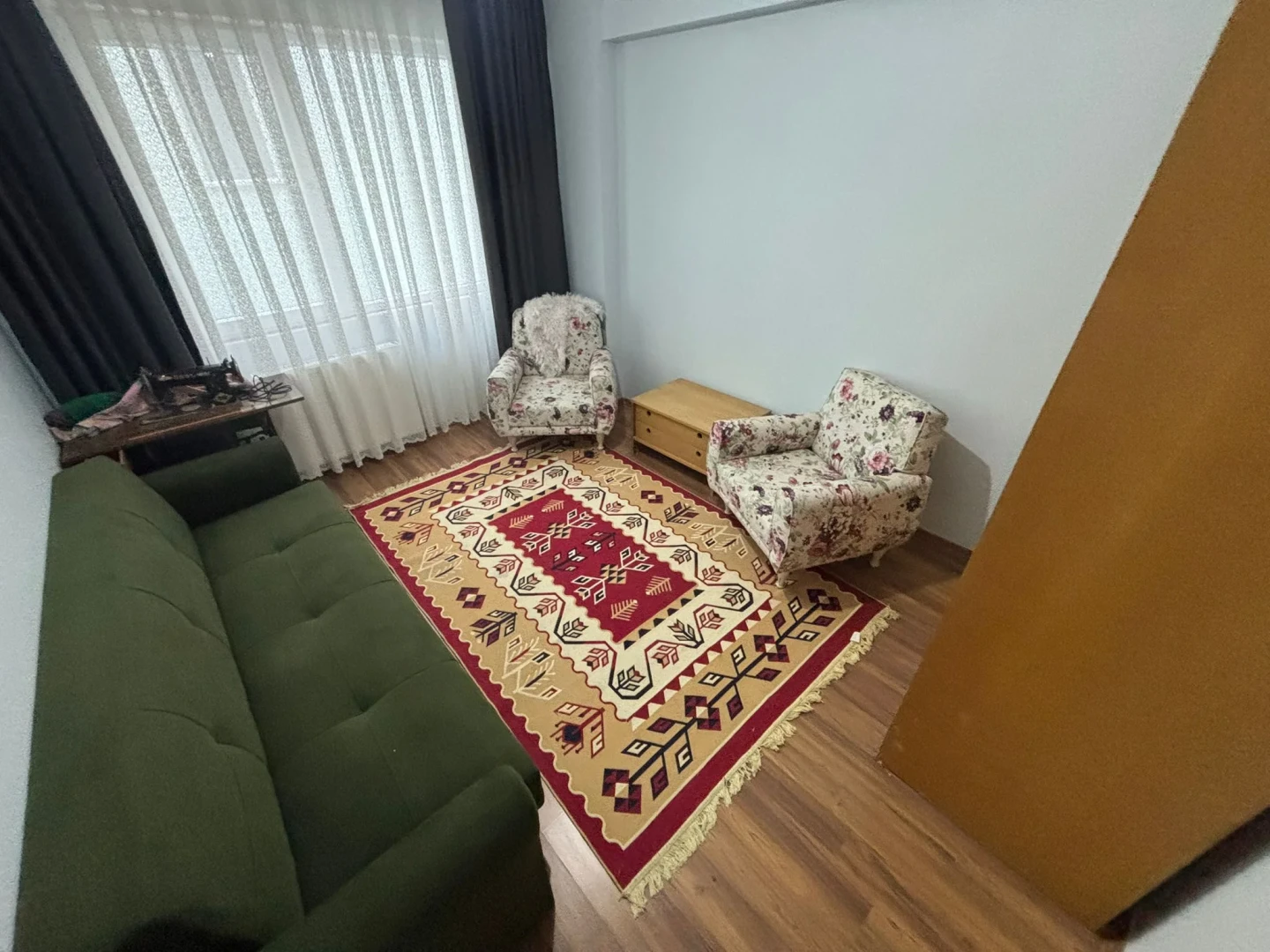 YÜKSEL'DEN FIRSAT DENİZE 50MT GİYİNME ODALI FUL EŞYALI 4+1DUBLEX