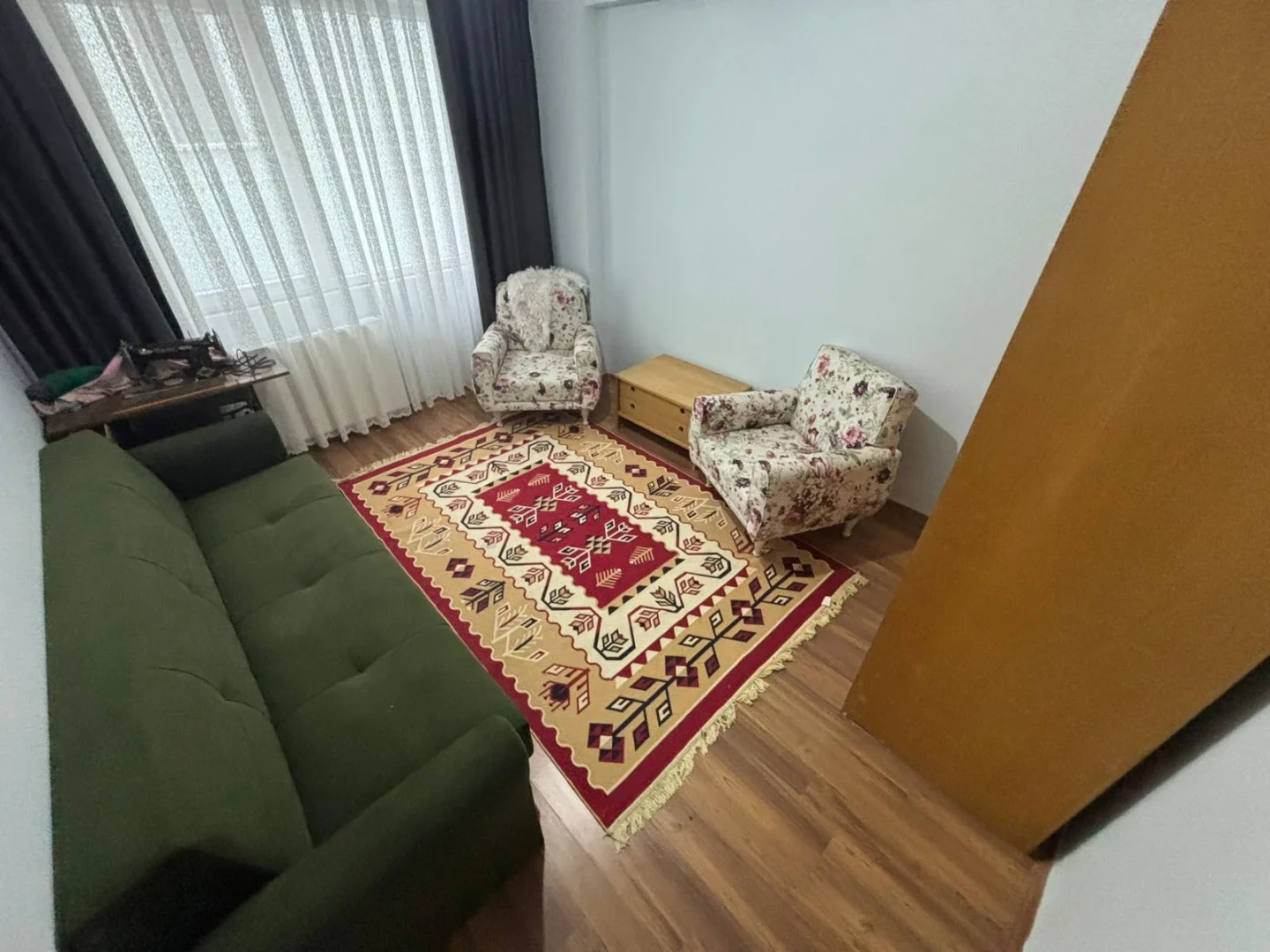 YÜKSEL'DEN FIRSAT DENİZE 50MT GİYİNME ODALI FUL EŞYALI 4+1DUBLEX