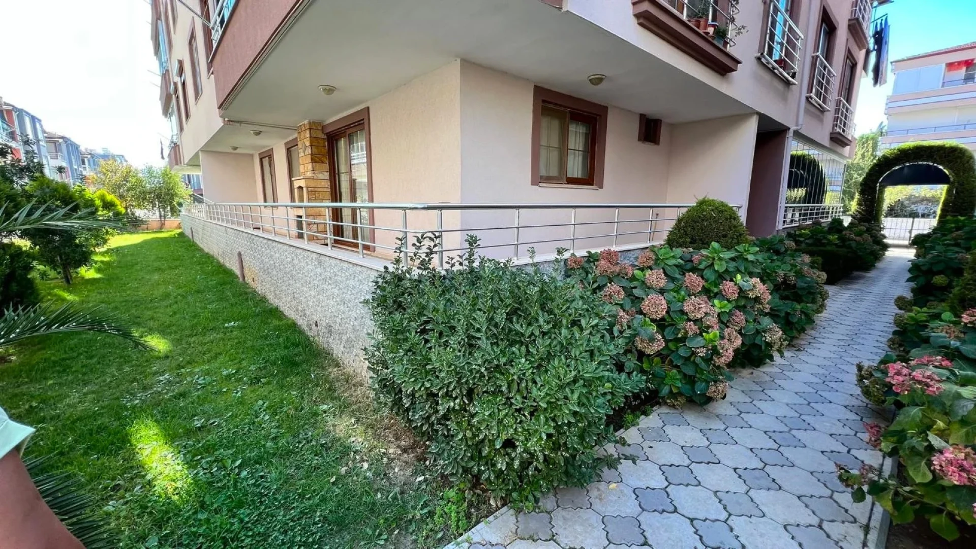 YÜKSEL'DEN AKÇAY'DA SATILIK MÜSTAKİL TADINDA DOĞALGAZLI 2+1DAİRE