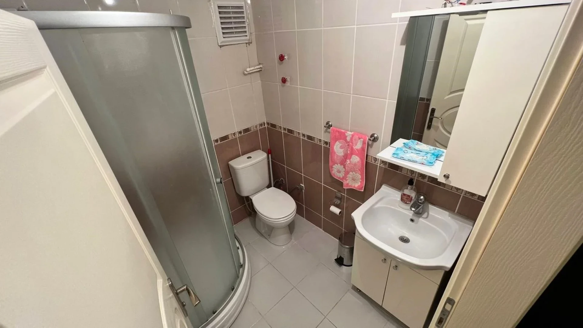 YÜKSEL'DEN AKÇAY'DA SATILIK MÜSTAKİL TADINDA DOĞALGAZLI 2+1DAİRE