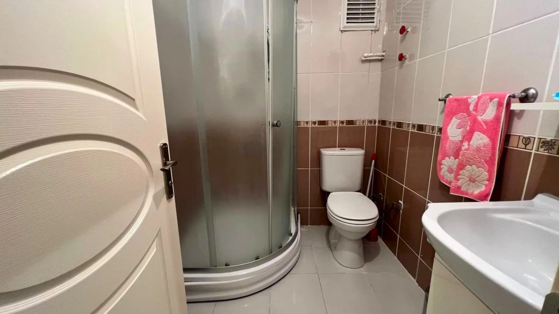 YÜKSEL'DEN AKÇAY'DA SATILIK MÜSTAKİL TADINDA DOĞALGAZLI 2+1DAİRE