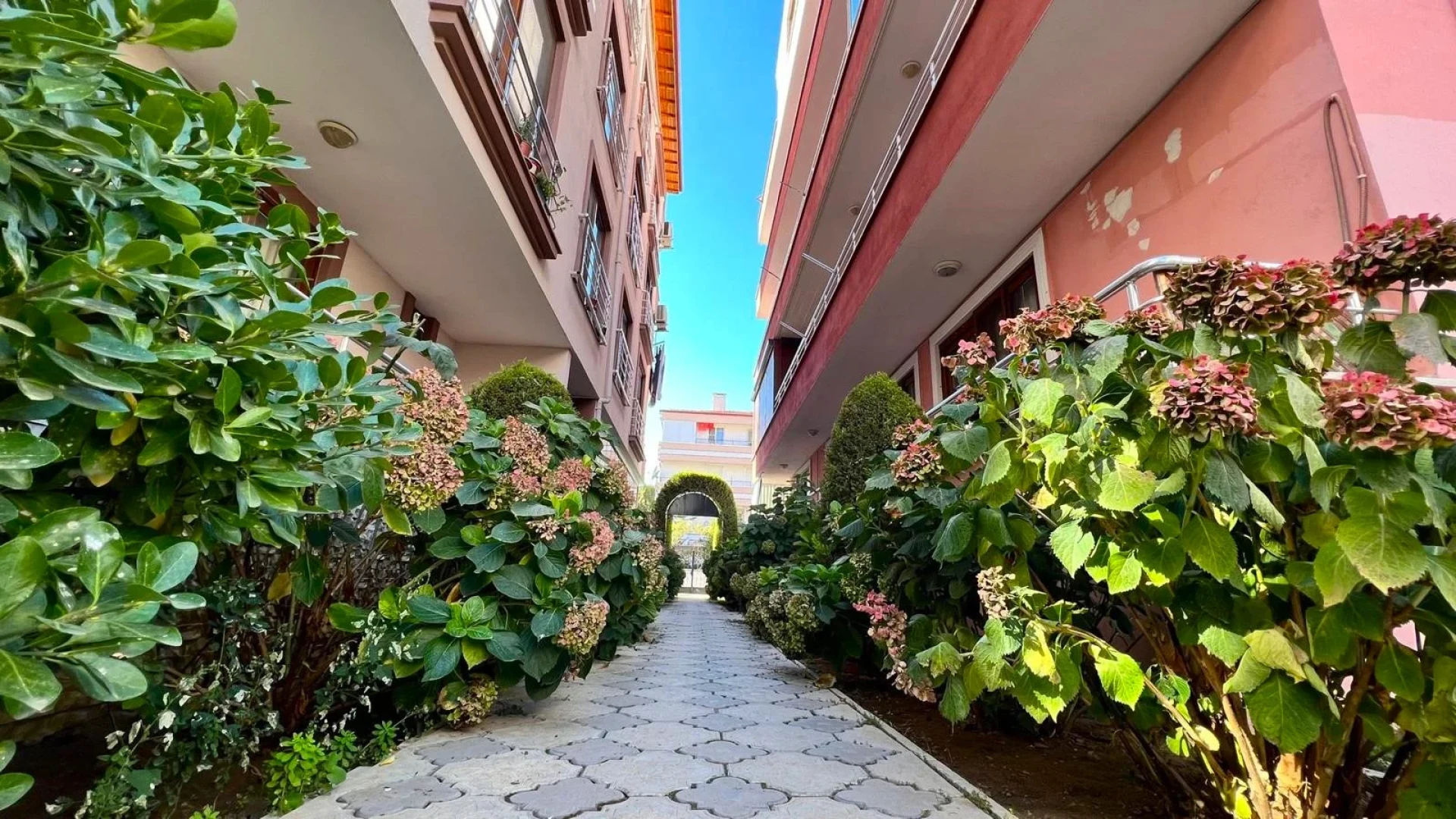 YÜKSEL'DEN AKÇAY'DA SATILIK MÜSTAKİL TADINDA DOĞALGAZLI 2+1DAİRE