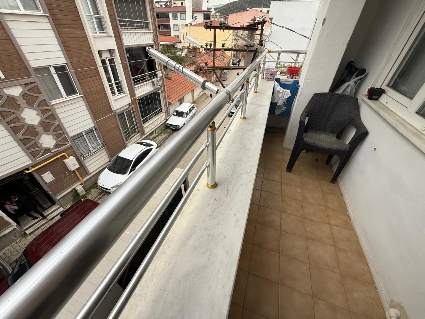 YÜKSEL'DEN EDREMİT'TE MASRAFSIZ 2+1 KAPALI MUTFAKLI DAİRE