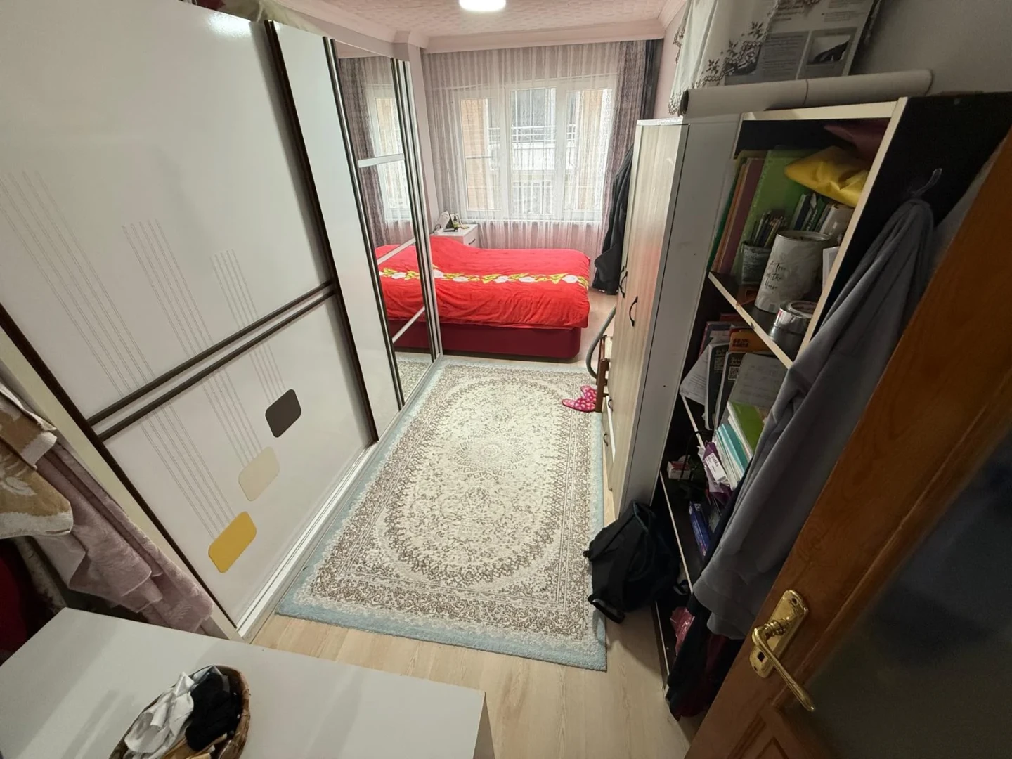 YÜKSEL'DEN EDREMİT'TE MASRAFSIZ 2+1 KAPALI MUTFAKLI DAİRE