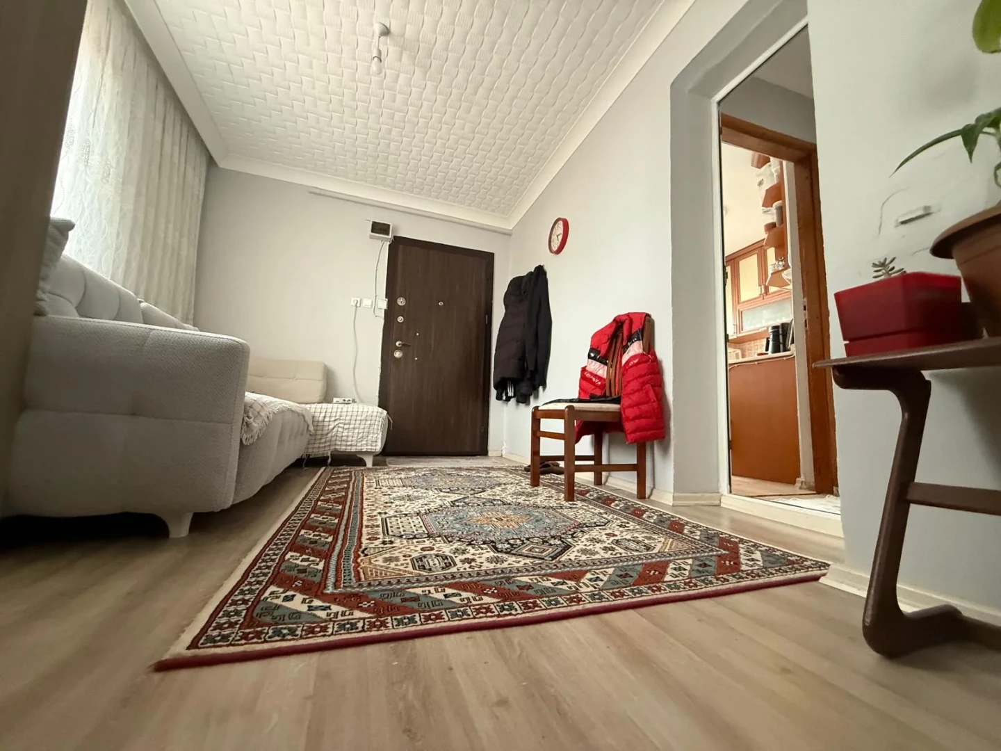 YÜKSEL'DEN EDREMİT'TE MASRAFSIZ 2+1 KAPALI MUTFAKLI DAİRE