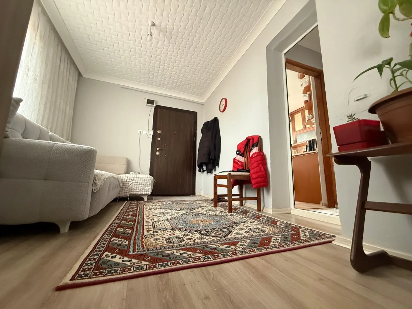 YÜKSEL'DEN EDREMİT'TE MASRAFSIZ 2+1 KAPALI MUTFAKLI DAİRE
