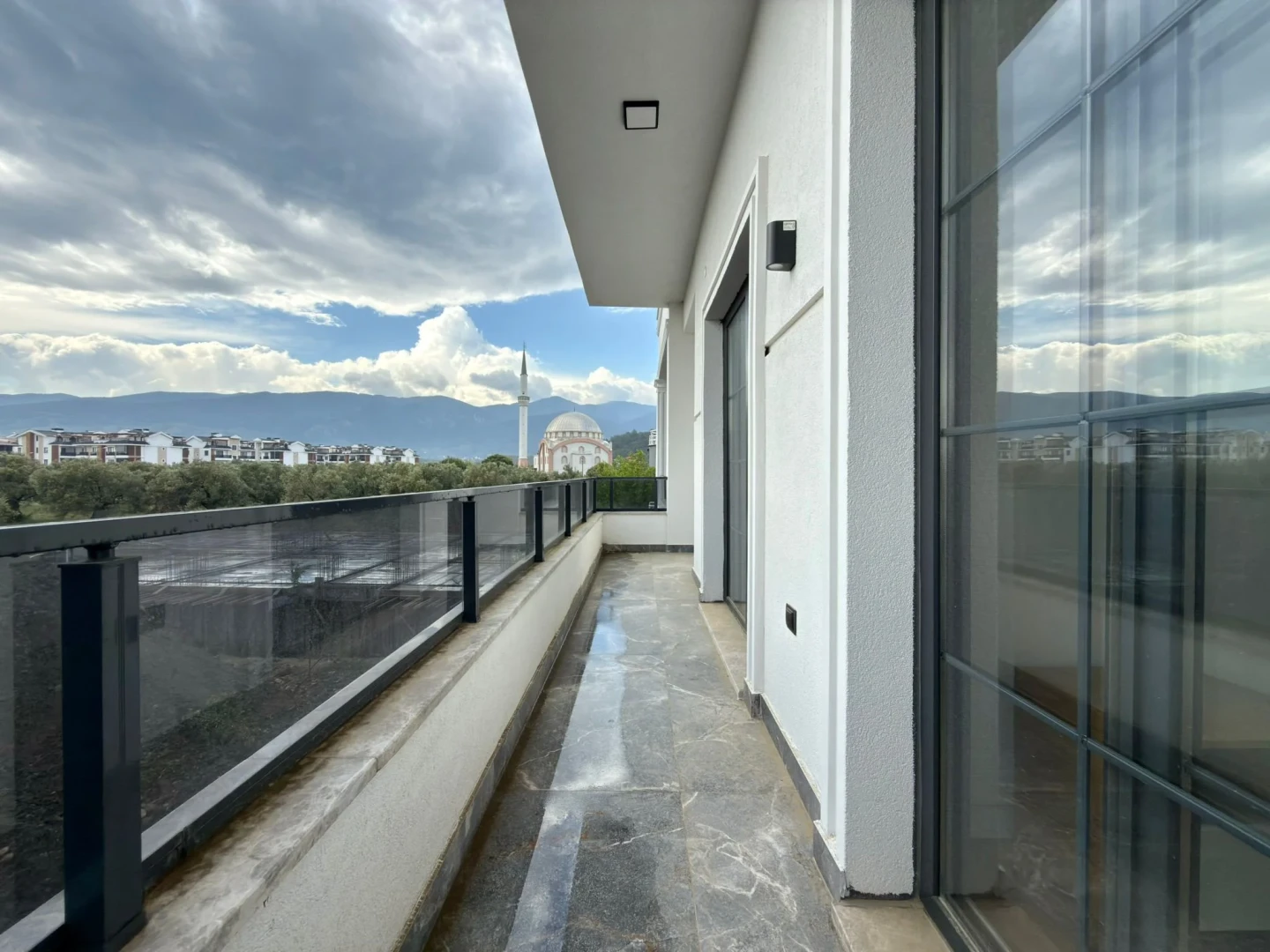 ▓YÜKSELDEN AKÇAYDA FIRSAT FİYAT SATILIK 1+1OTOPARKLI LÜKS DAİRE▓