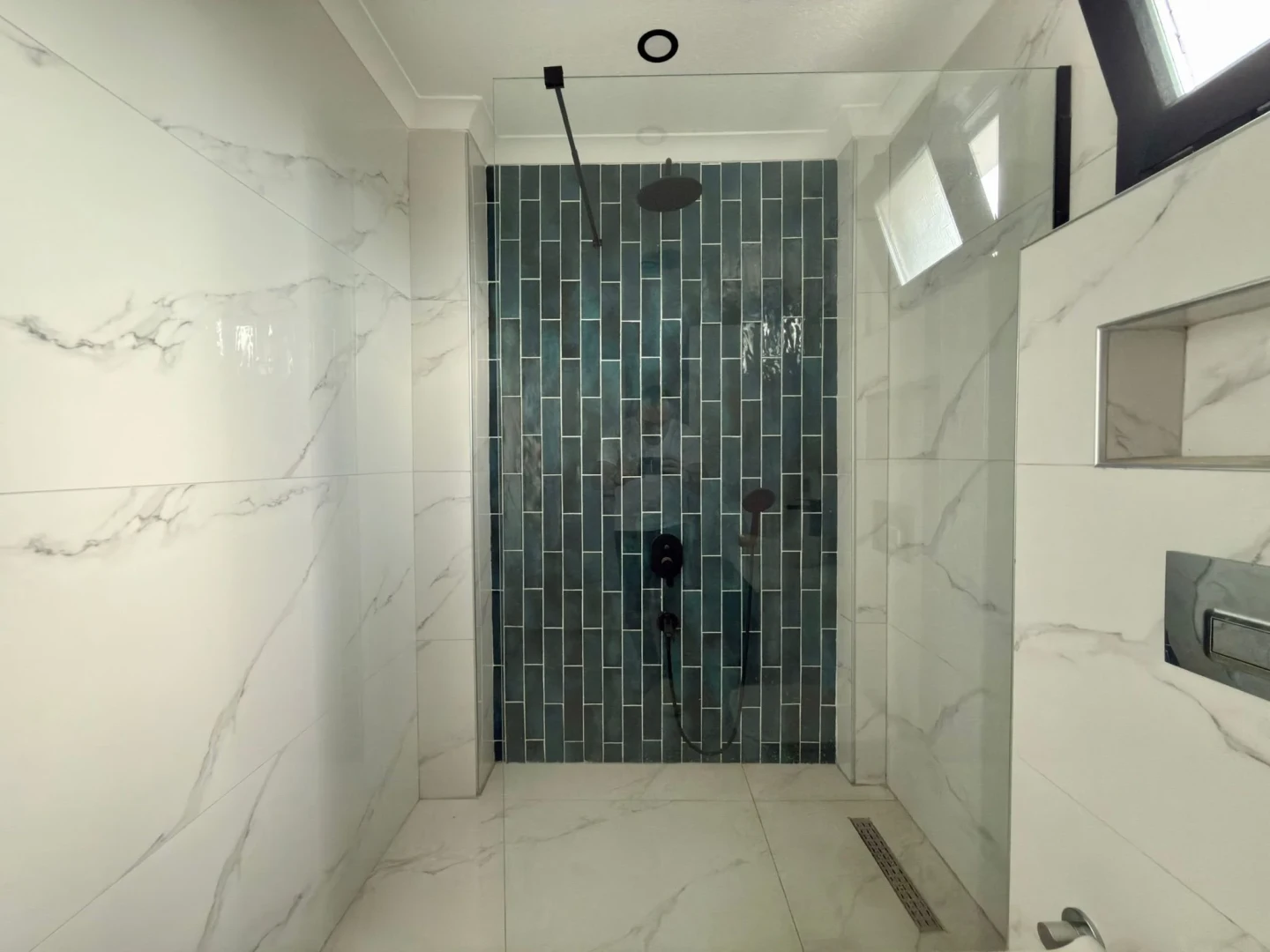 ▓YÜKSELDEN AKÇAYDA FIRSAT FİYAT SATILIK 1+1OTOPARKLI LÜKS DAİRE▓