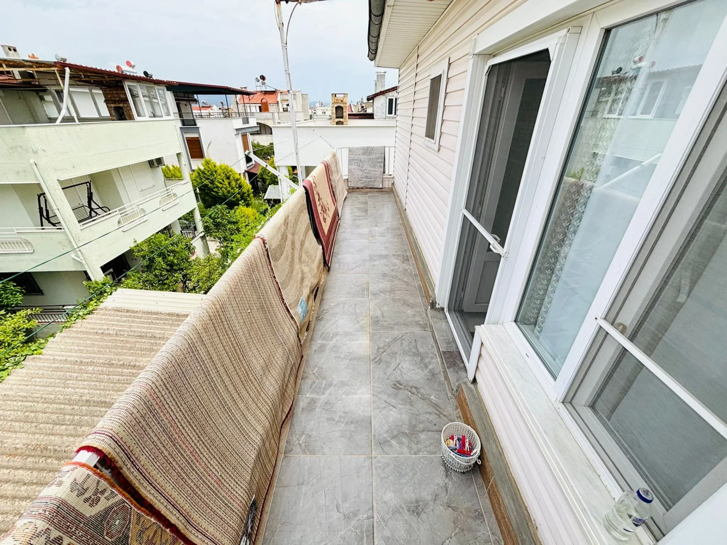 TEK YETKİ YÜKSELDEN YENİ MAHALLEDE FULL DENİZ MANZARA 3+1 DAİRE