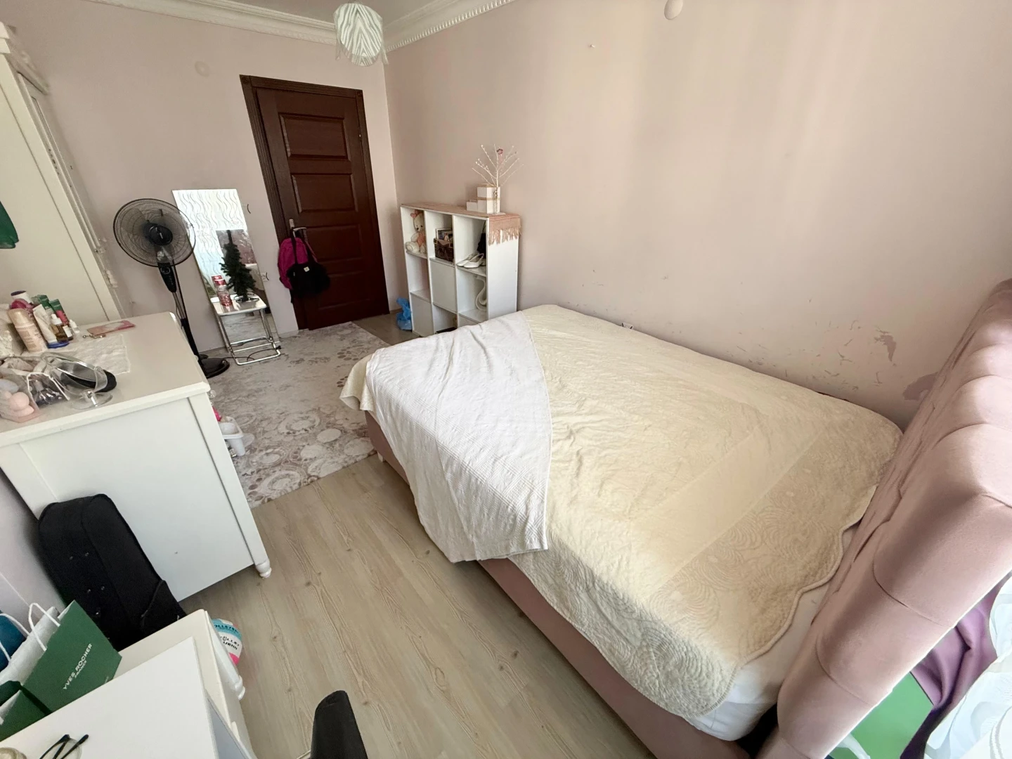 彡YÜKSEL'DEN KADIKÖY'DE HARİKA 3+1 DAİRE DOĞALGAZLI ARAKAT!彡