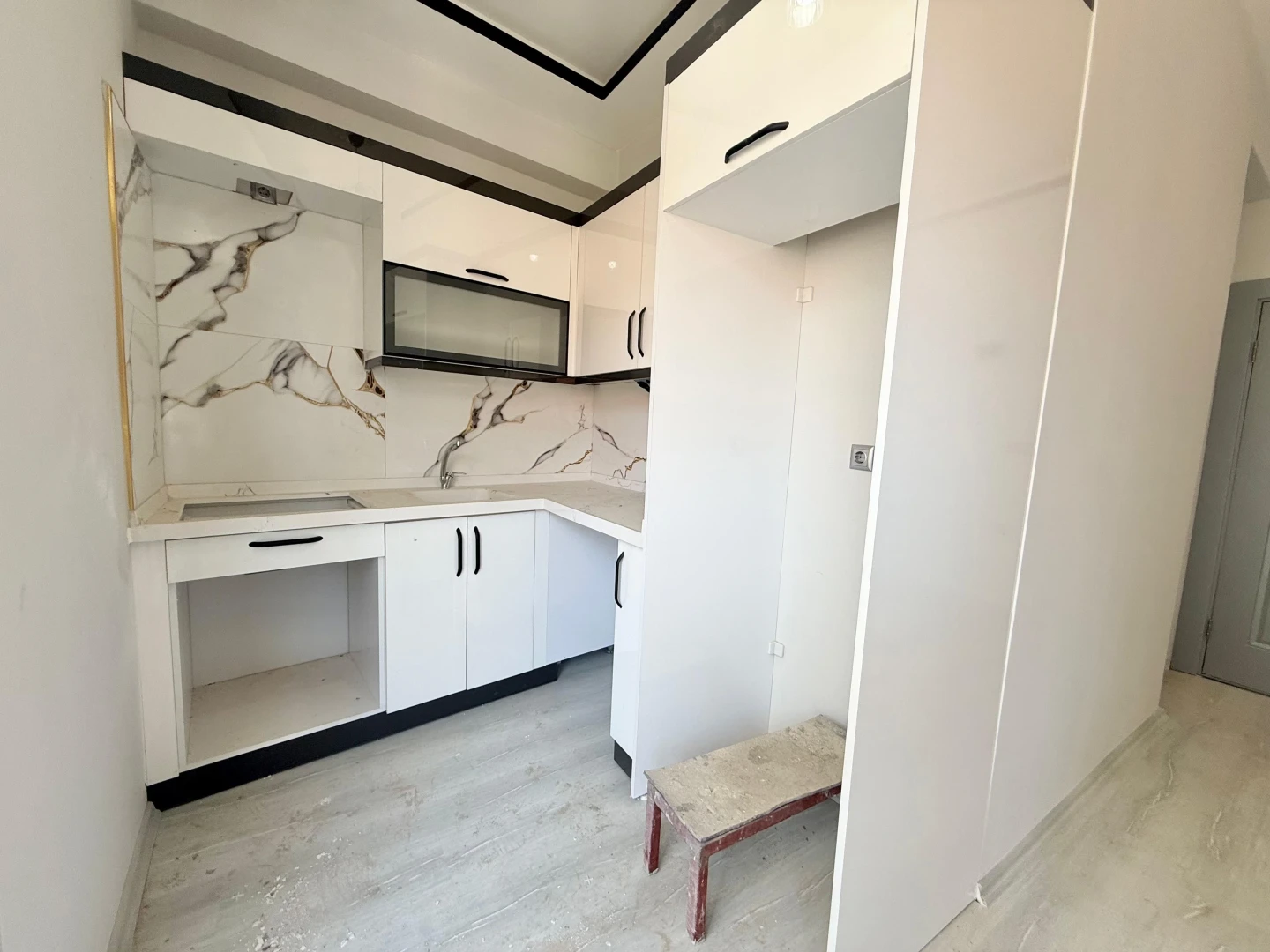 ⫸YÜKSEL'DEN EDREMİT'TE ARAKAT SIFIR EMSALSİZ 1+1 DAİRE ⫸