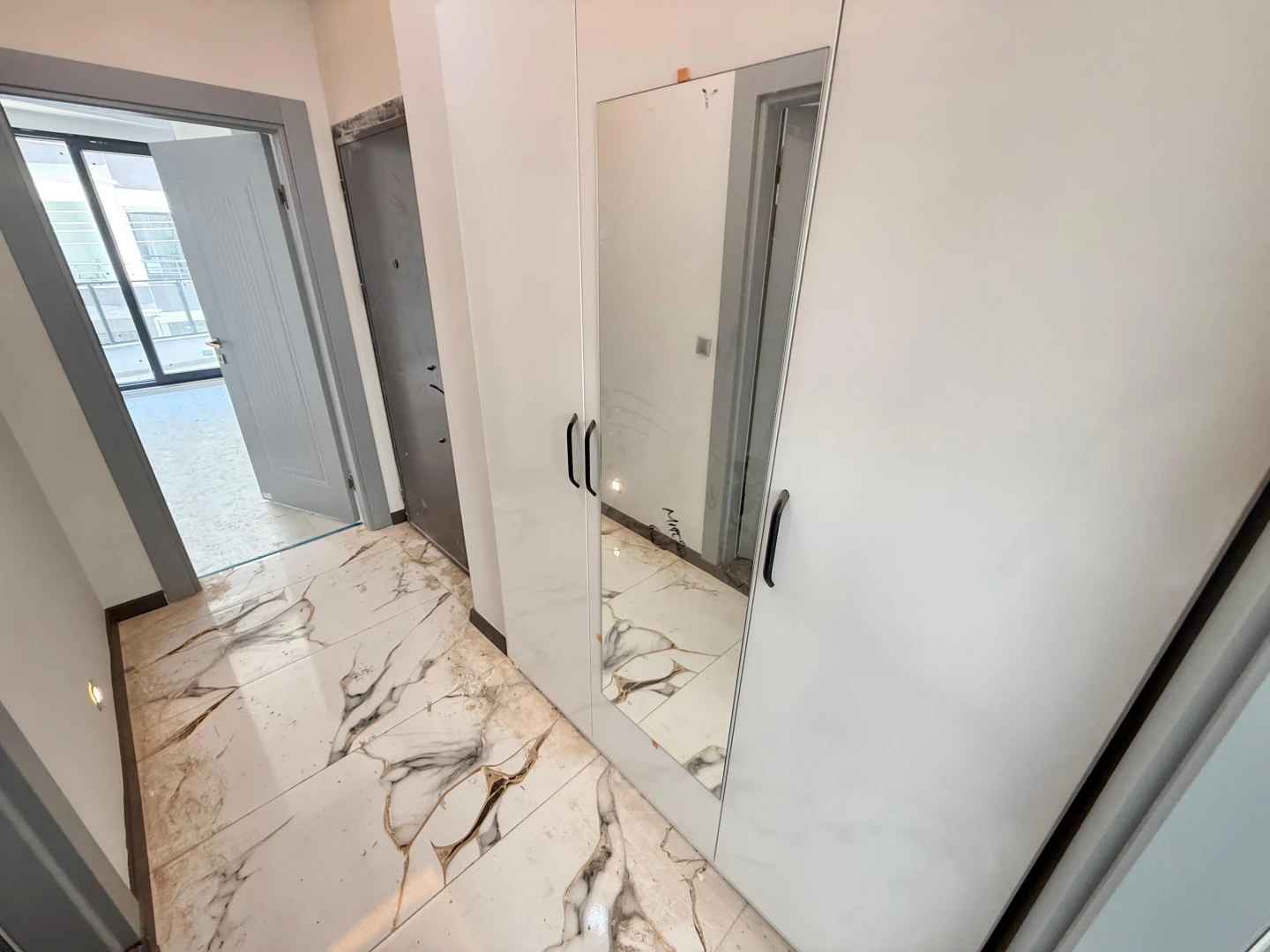⫸YÜKSEL'DEN EDREMİT'TE ARAKAT SIFIR EMSALSİZ 1+1 DAİRE ⫸