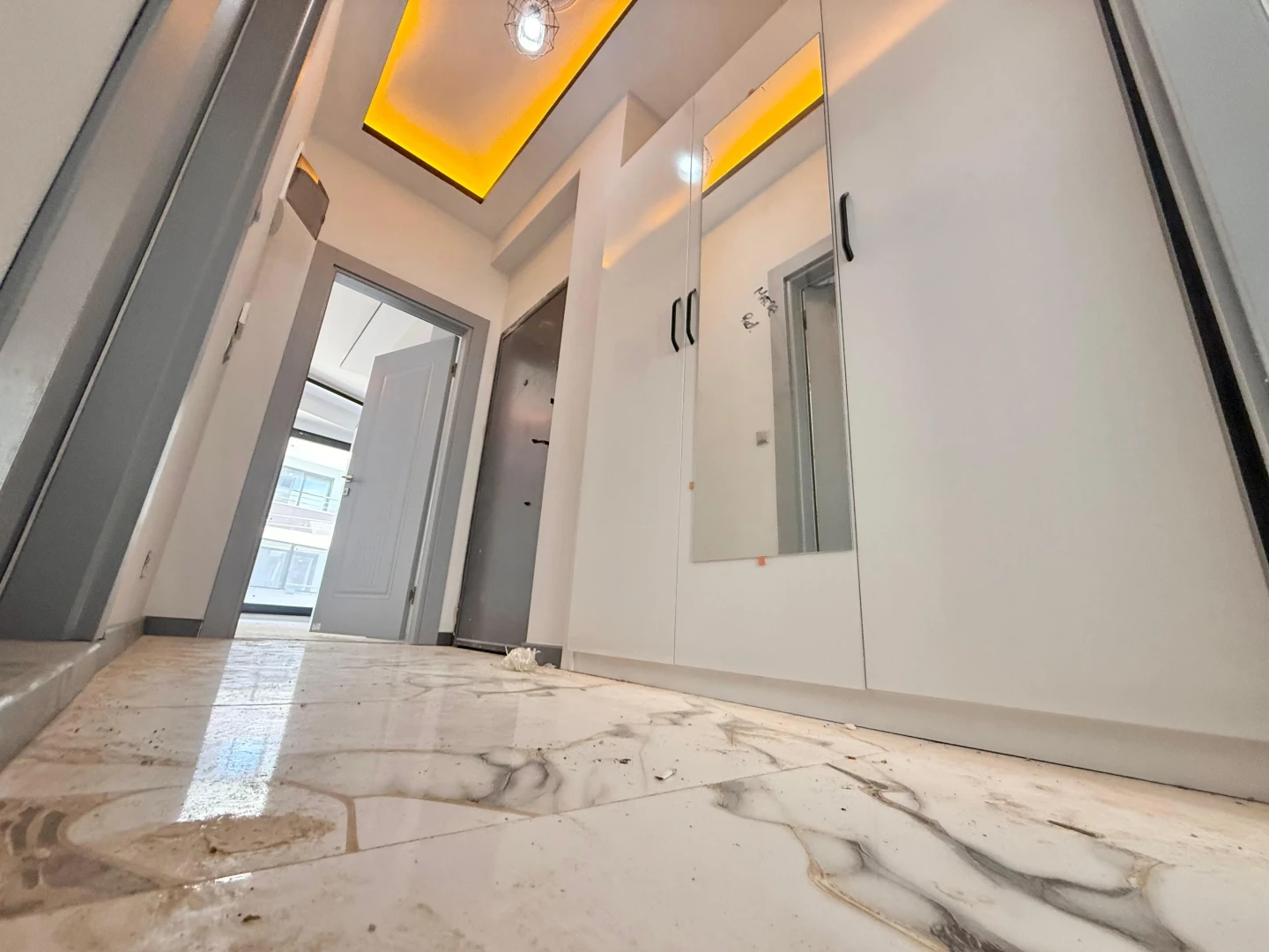 ⫸YÜKSEL'DEN EDREMİT'TE ARAKAT SIFIR EMSALSİZ 1+1 DAİRE ⫸