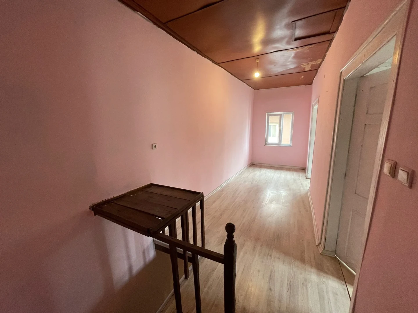 YÜKSEL'DEN EDREMİT MERKEZ'DE 3+1 KAPALI MUTFAKLI MÜSTAKİL DAİRE