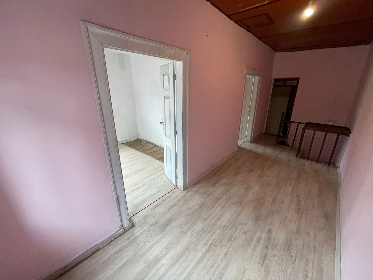YÜKSEL'DEN EDREMİT MERKEZ'DE 3+1 KAPALI MUTFAKLI MÜSTAKİL DAİRE