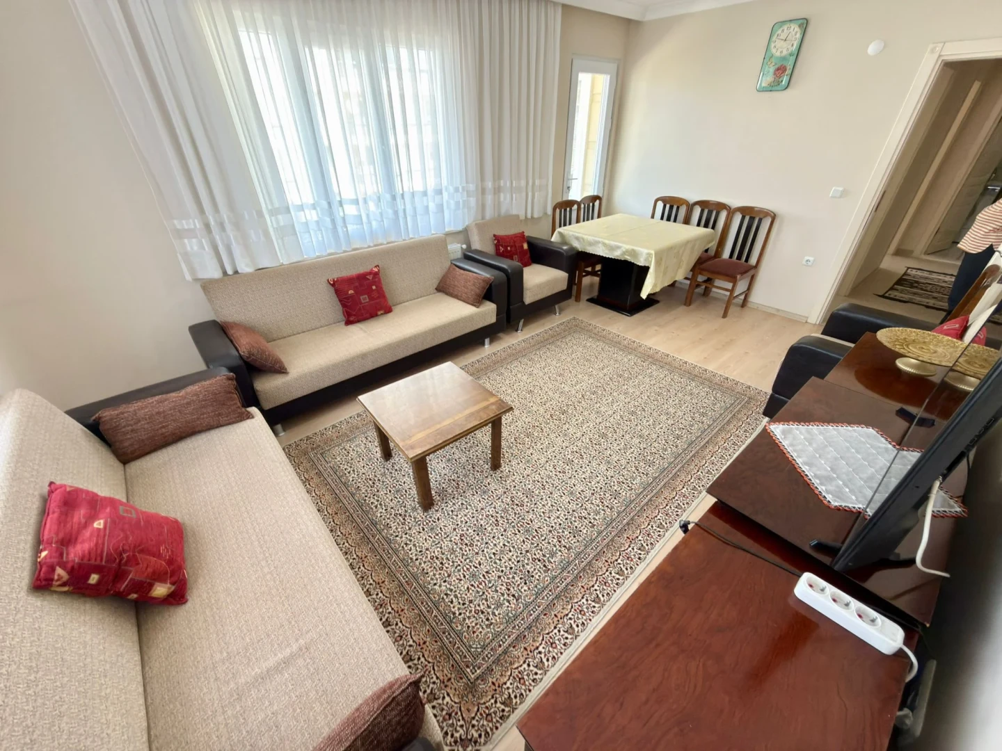 YÜKSELDEN AKÇAYDAN FULL ÖN CEPHE DOĞALGAZLI AYRI MUTFAK 2+1DAİRE