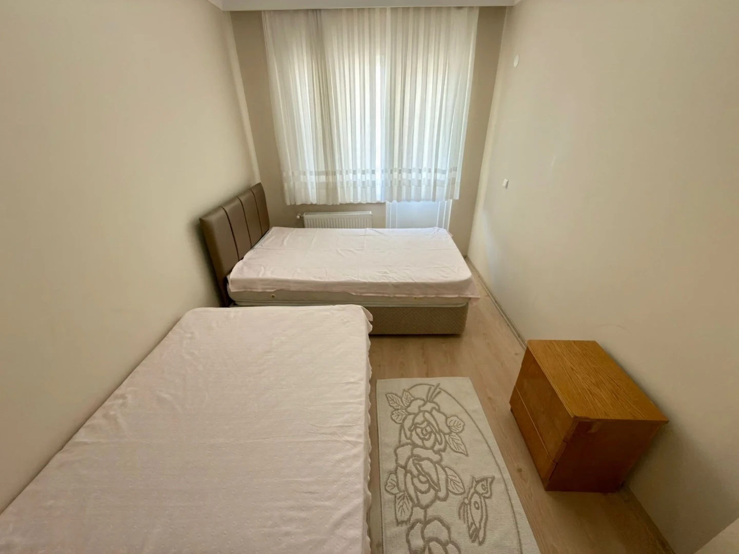 YÜKSELDEN AKÇAYDAN FULL ÖN CEPHE DOĞALGAZLI AYRI MUTFAK 2+1DAİRE
