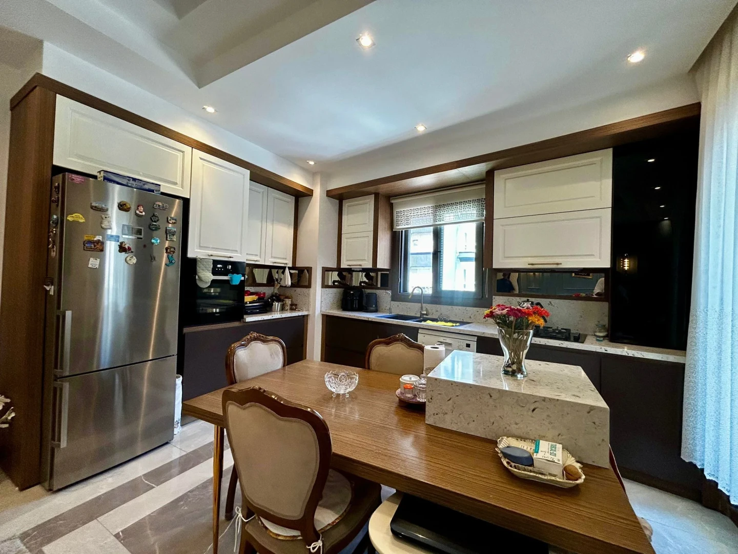 YÜKSEL'DEN SOĞANYEMEZ'DE YERDEN ISITMALI PRESTİJLİ 3+1 LÜX DAİRE