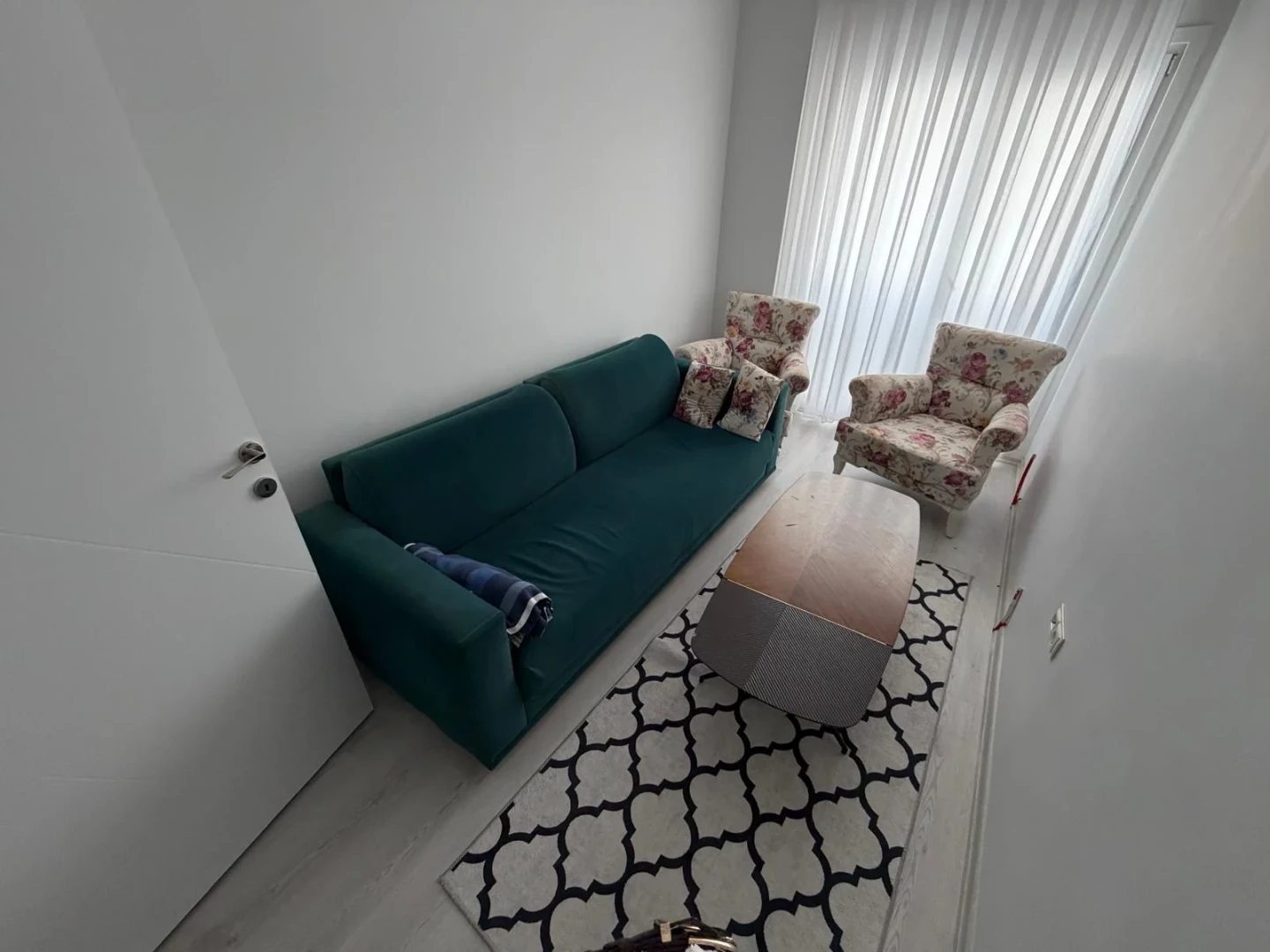 YÜKSEL'DEN SIFIR BİNADA EŞYALI 1+1 KAPALI MUTFAKLI DOĞALGAZLI SATILIK DAİRE