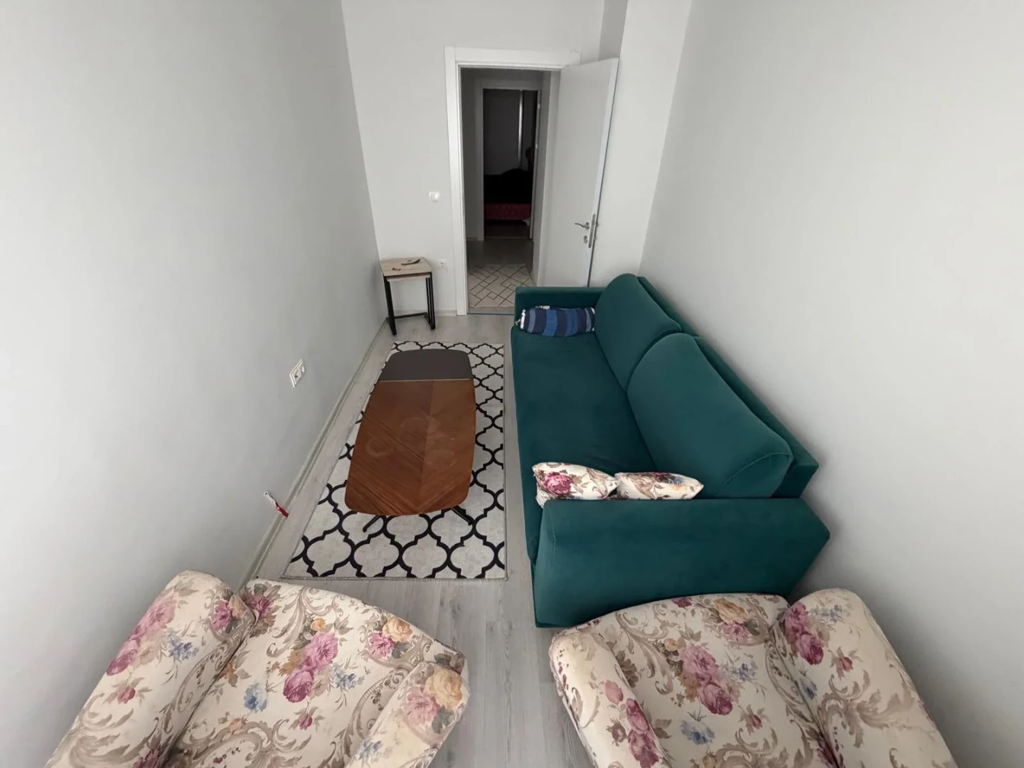YÜKSEL'DEN SIFIR BİNADA EŞYALI 1+1 KAPALI MUTFAKLI DOĞALGAZLI SATILIK DAİRE