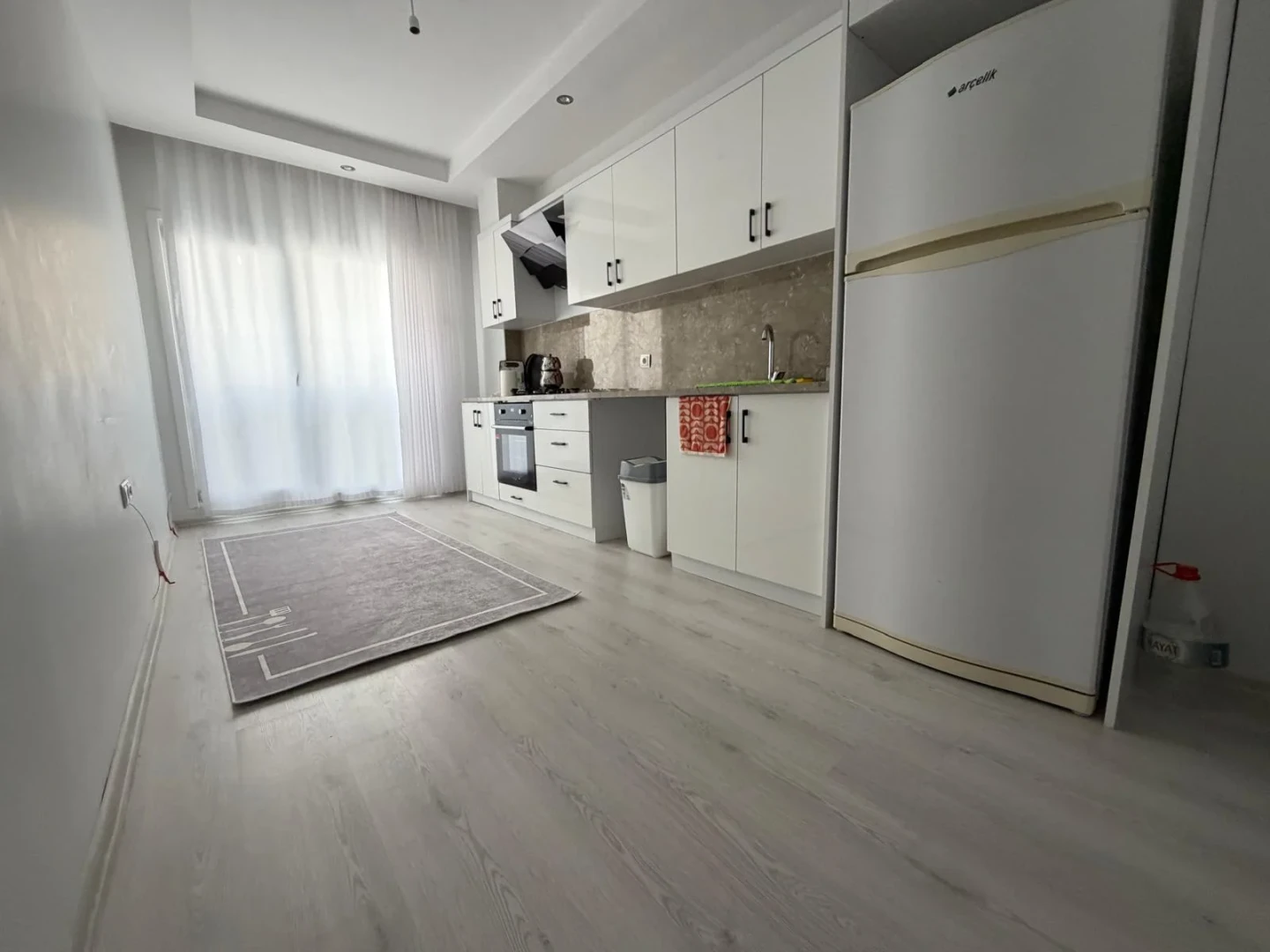 YÜKSEL'DEN SIFIR BİNADA EŞYALI 1+1 KAPALI MUTFAKLI DOĞALGAZLI SATILIK DAİRE