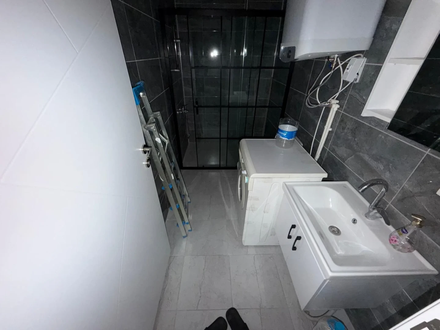 YÜKSEL'DEN SIFIR BİNADA EŞYALI 1+1 KAPALI MUTFAKLI DOĞALGAZLI SATILIK DAİRE