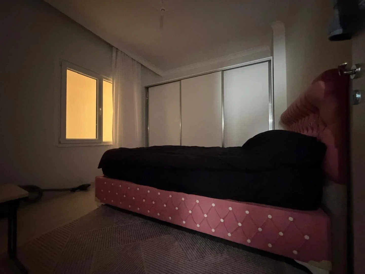 YÜKSEL'DEN SIFIR BİNADA EŞYALI 1+1 KAPALI MUTFAKLI DOĞALGAZLI SATILIK DAİRE