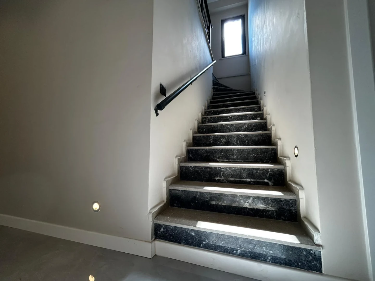 YÜKSEL'DEN TURHANBEY'DE KAPALI OTOPARKLI 220m² 3+1 DUBLEKS