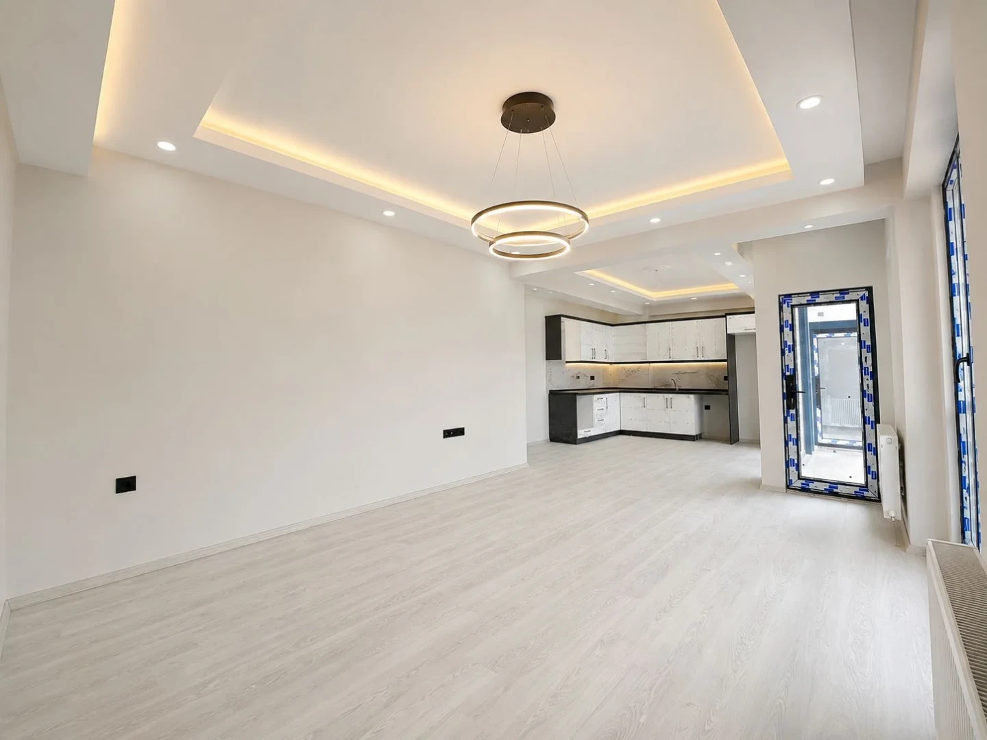 YÜKSEL'DEN EDREMİT'TE 3+1 FULL EŞYALI OTOPARKLI KİRALIK DUBLEKS