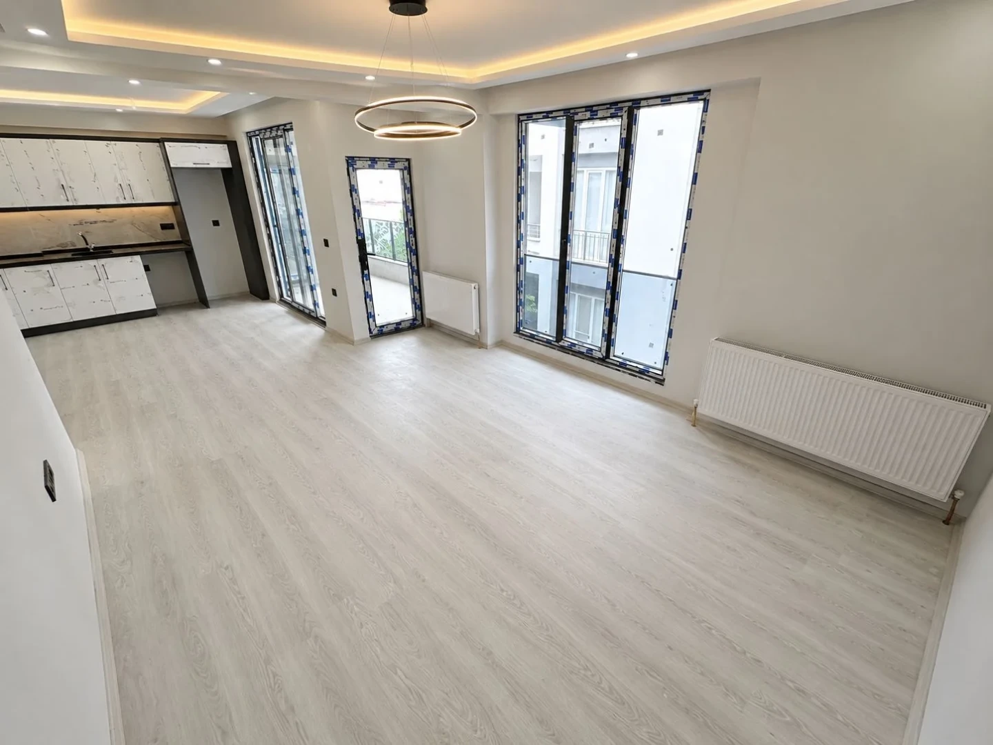 YÜKSEL'DEN EDREMİT'TE 3+1 FULL EŞYALI OTOPARKLI KİRALIK DUBLEKS