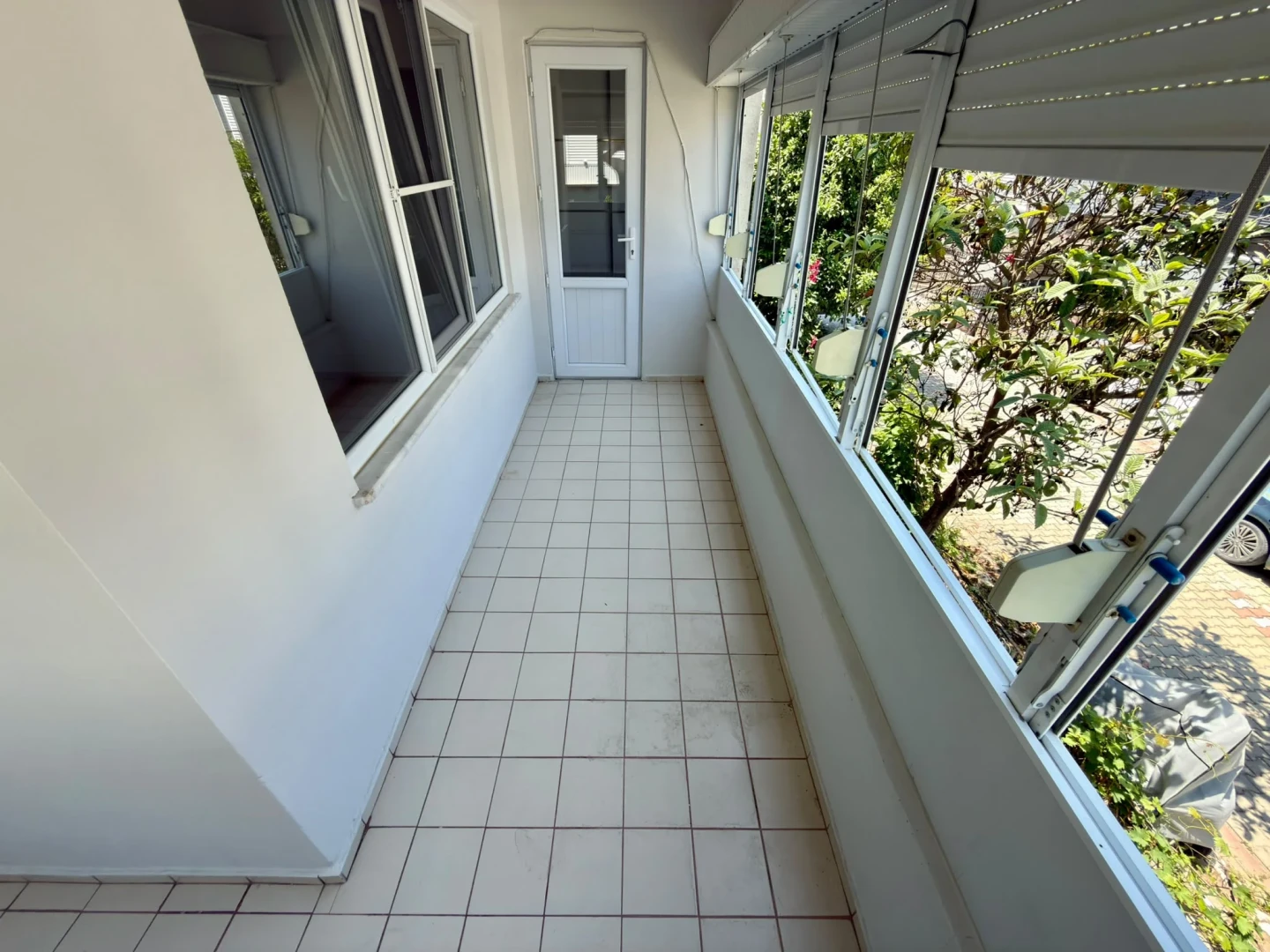 YÜKSELDEN DENİZE 200 METRE ARAKAT ÖN CEPHE SATILIK 2+1 DAİRE