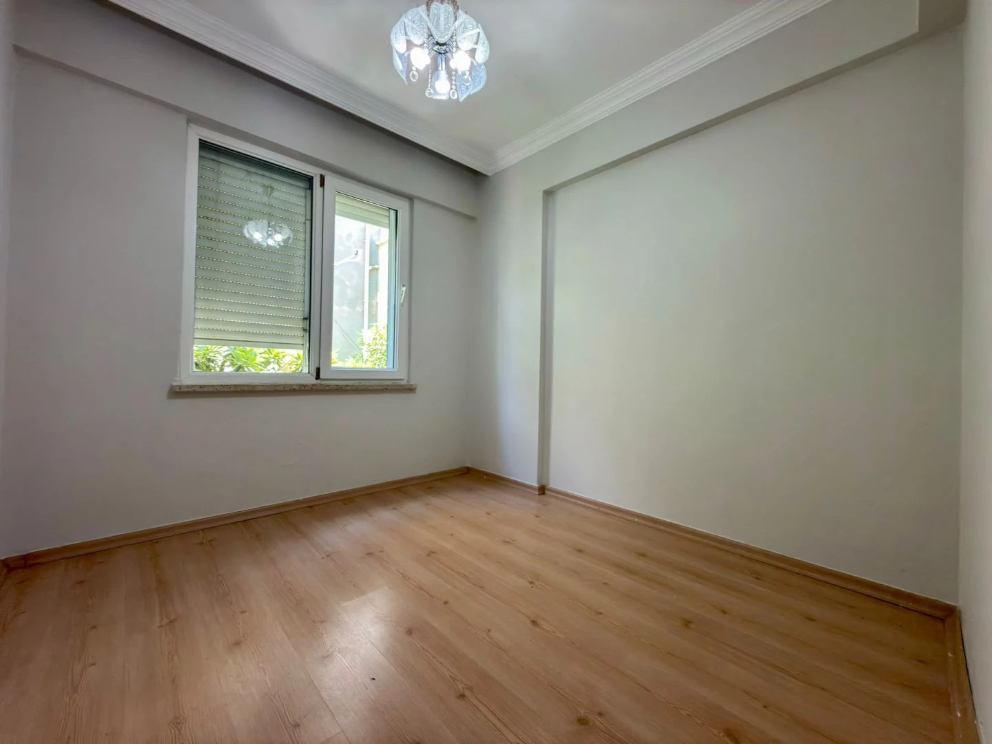 YÜKSELDEN DENİZE 200 METRE ARAKAT ÖN CEPHE SATILIK 2+1 DAİRE