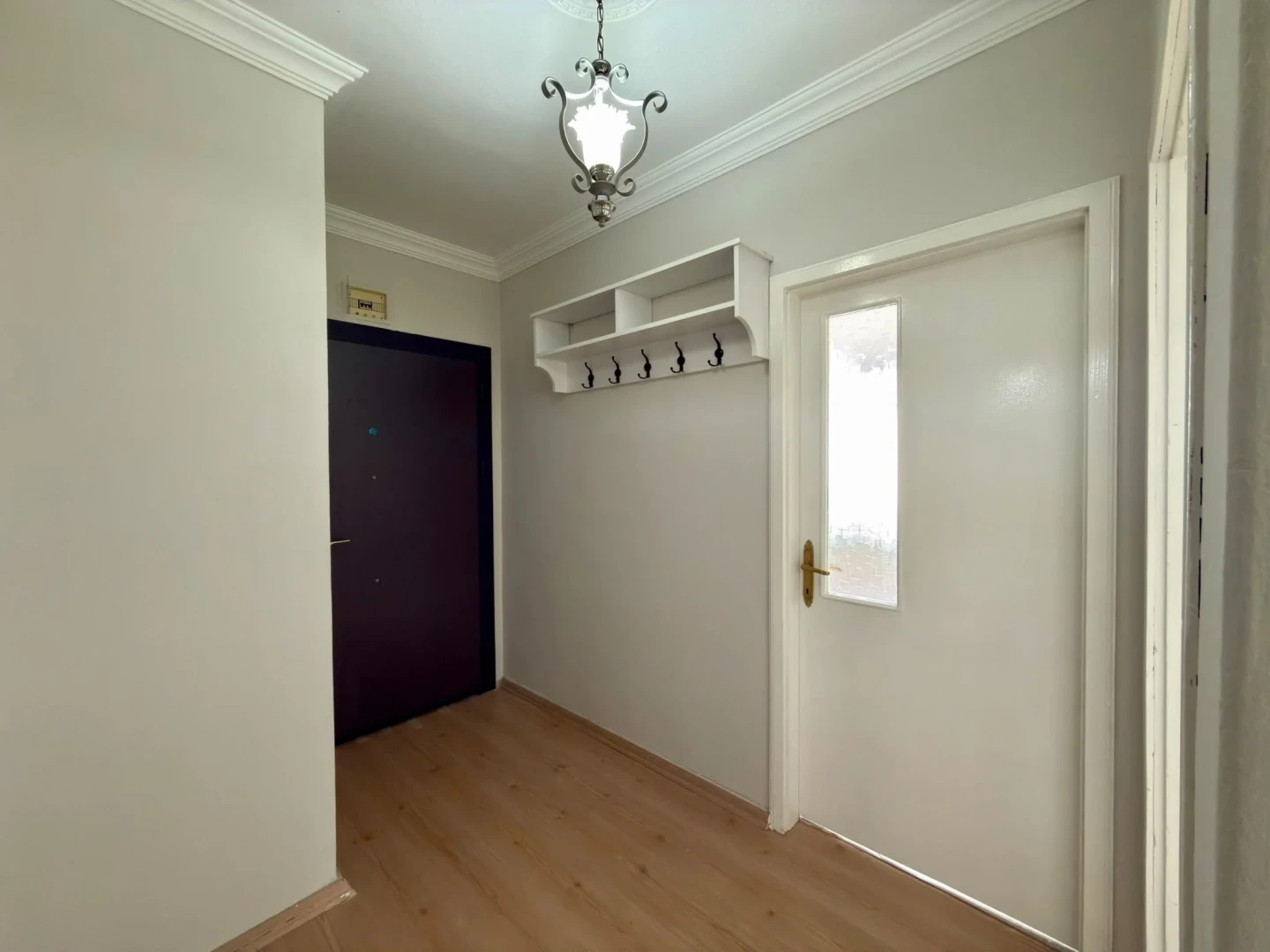 YÜKSELDEN DENİZE 200 METRE ARAKAT ÖN CEPHE SATILIK 2+1 DAİRE